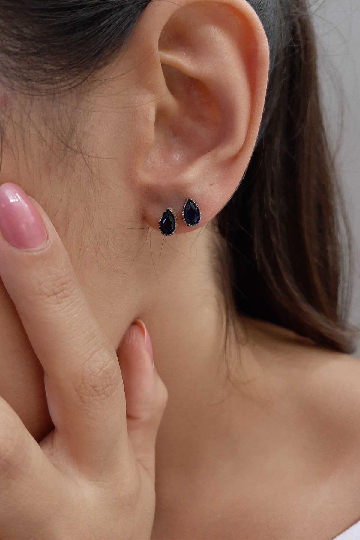 14K Gold Sapphire Stone Drop Shape Stud Earrings