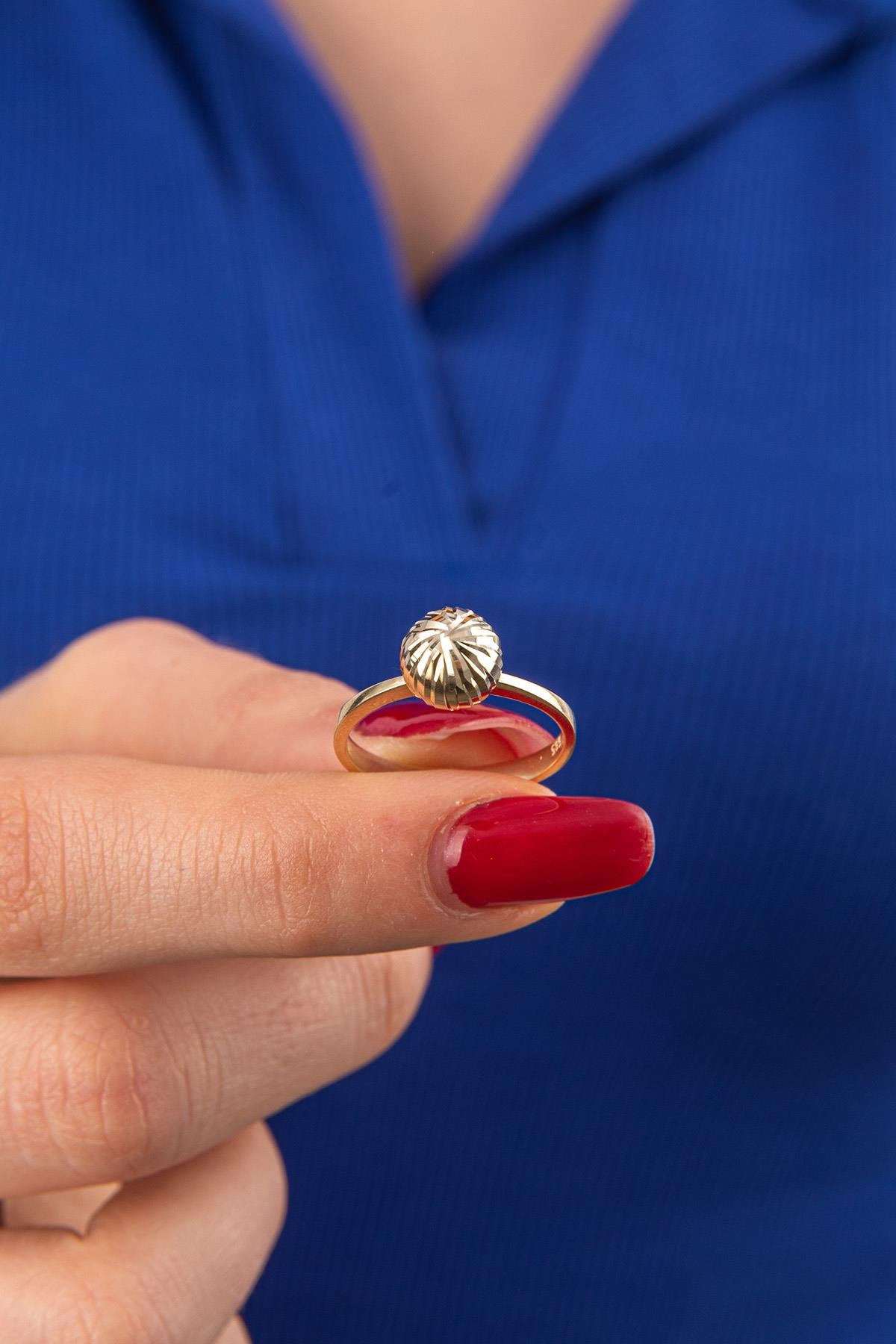 14K Gold Shiny Ball Ring 4