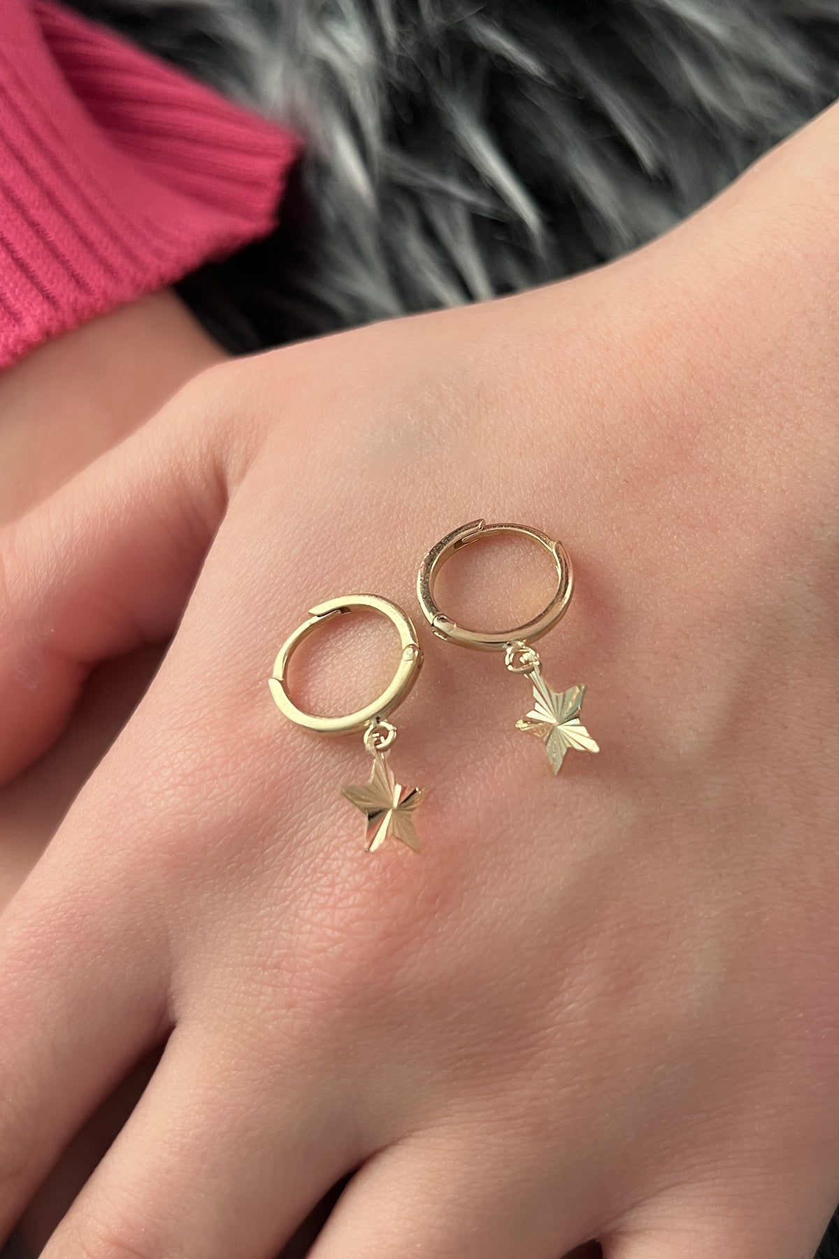 14K Gold Shiny Star Dangle Huggie Earrings