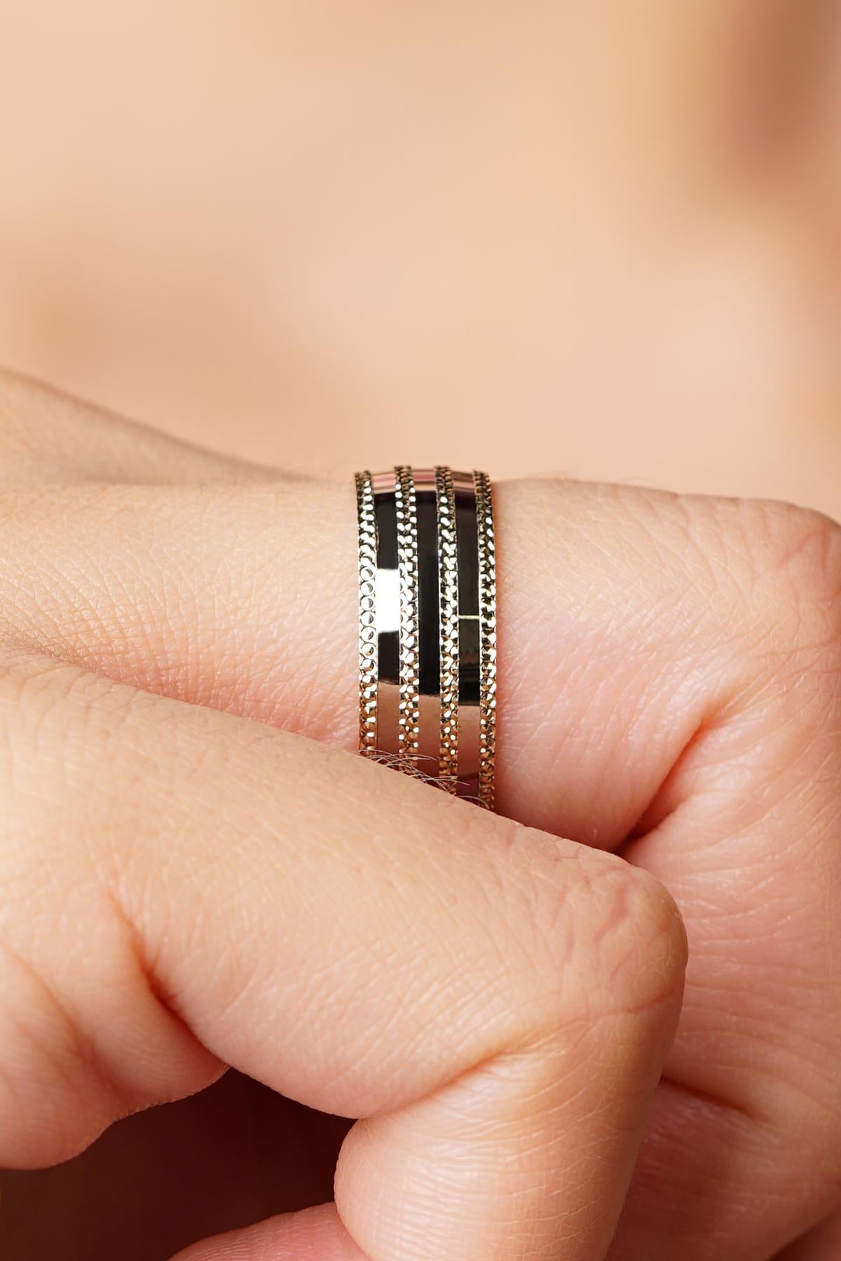 14K Gold Sincero Wedding Band