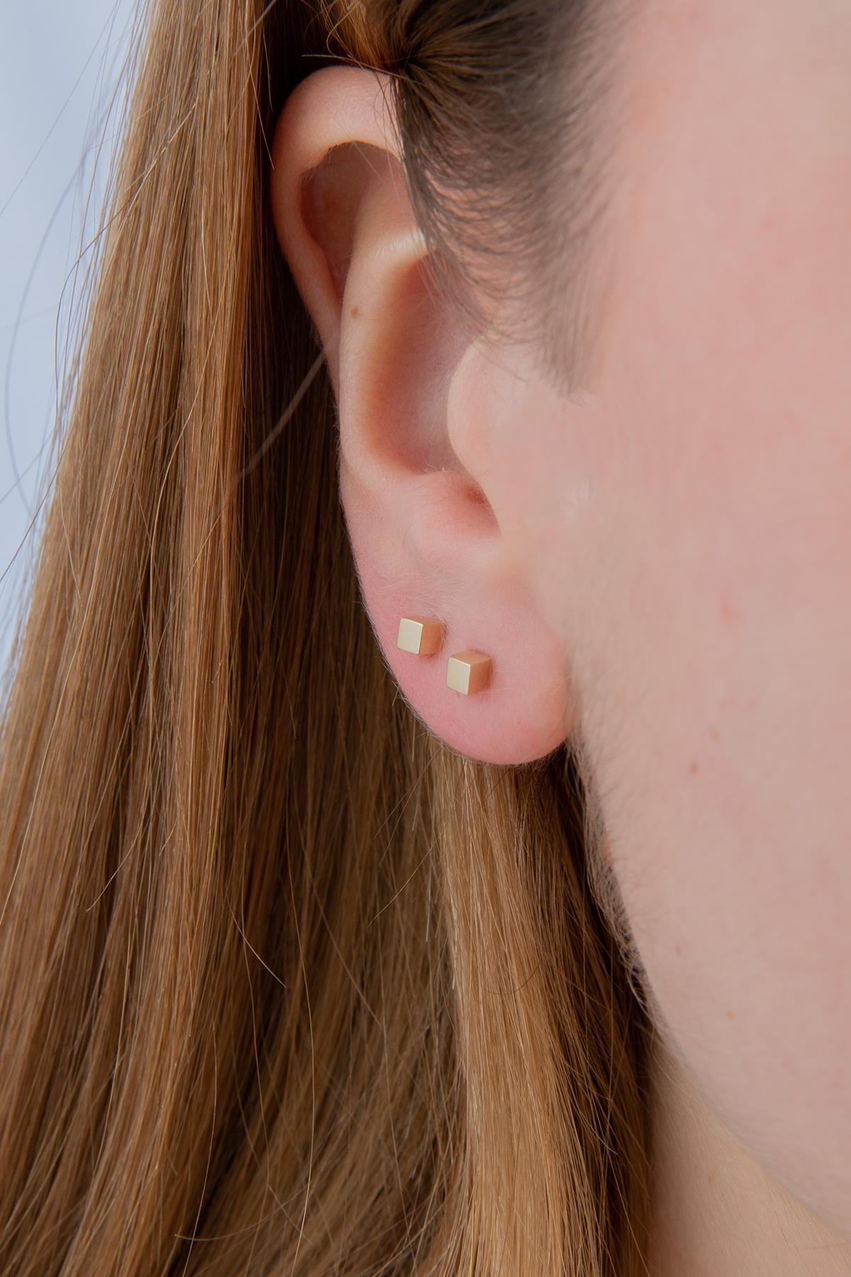 14K Gold Small Cube Stud Earrings