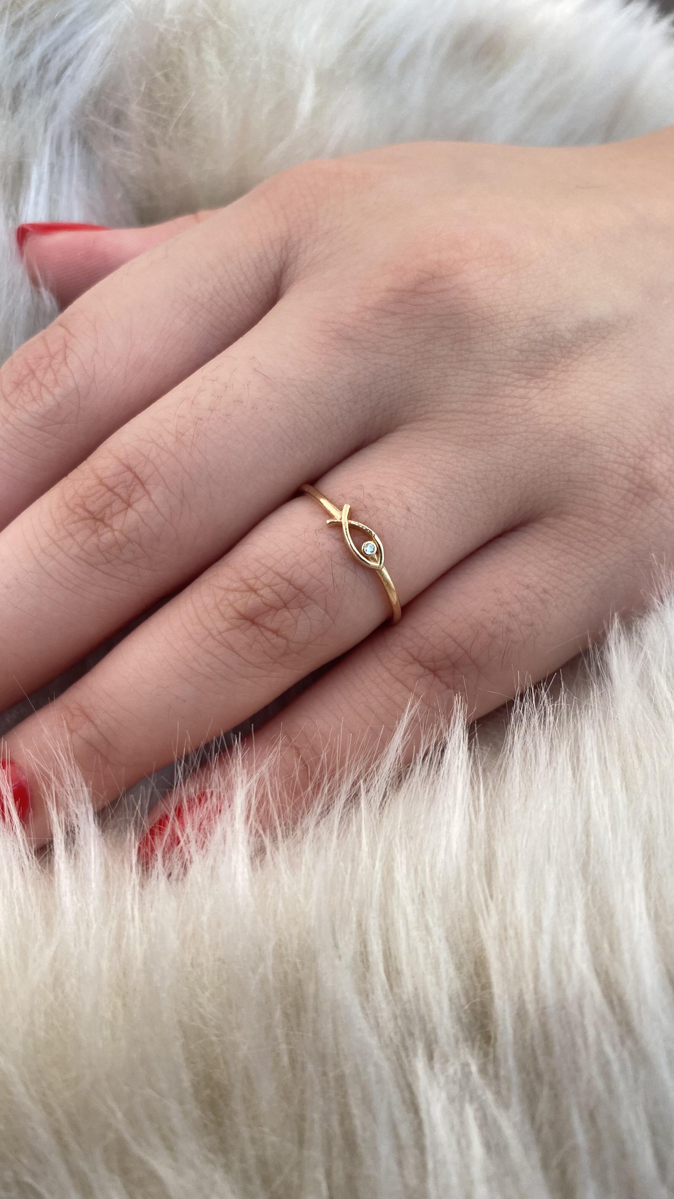 14K Gold Small Fish Ring