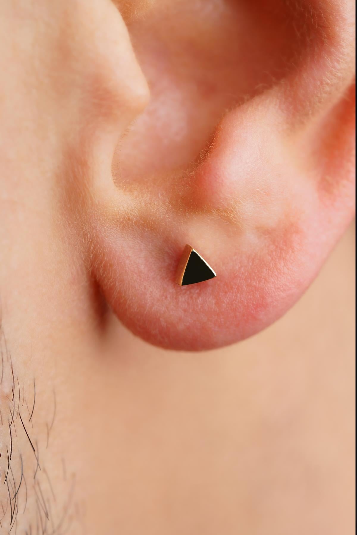 14K Gold Small Triangle Shape Stud Earrings