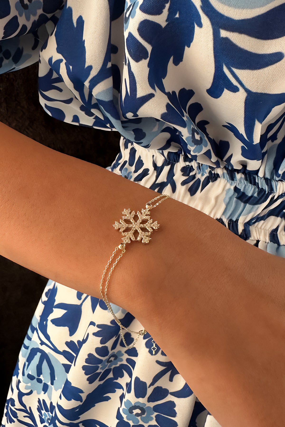 14K Gold Snowflake Shape Bracelet