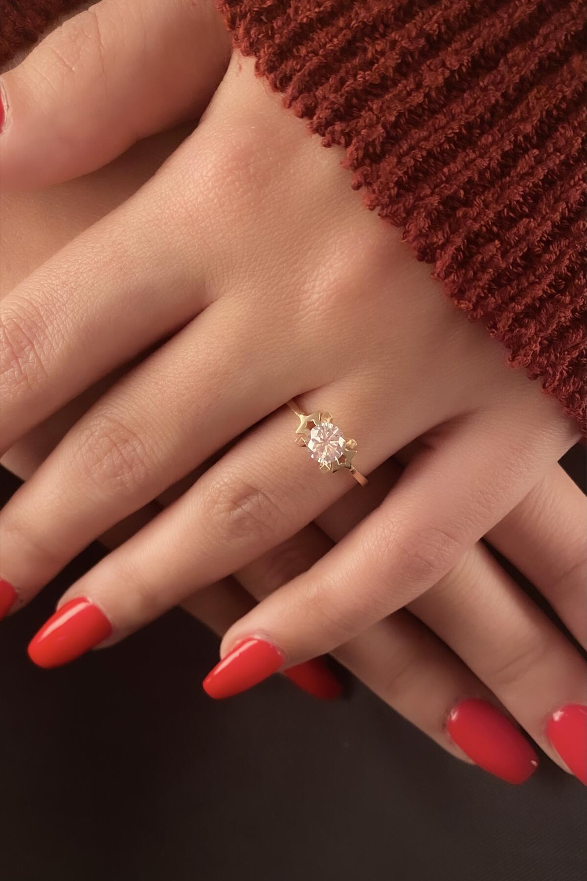 14K Gold Solitaire Ring 28