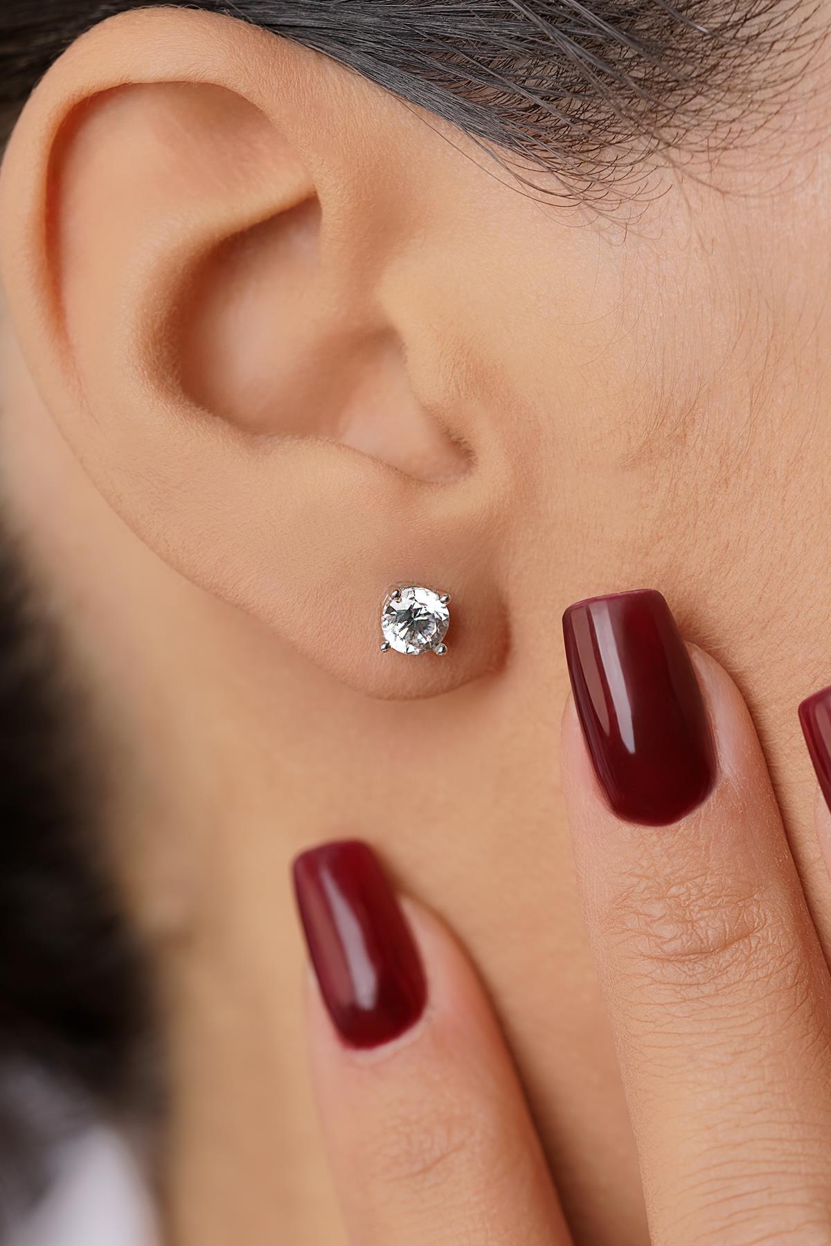 14K Gold Solitaire Stud Earrings