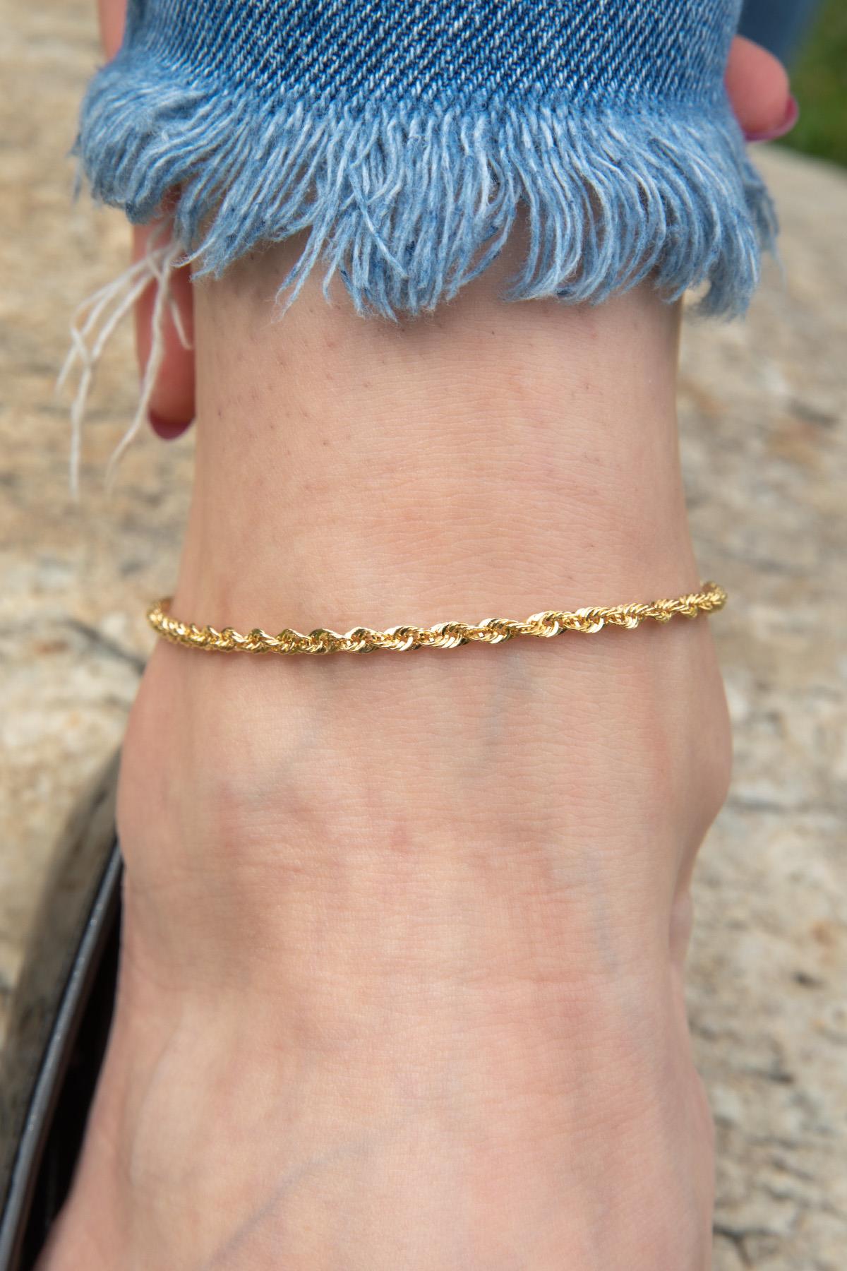 14K Gold Sparkling Twisted Anklet