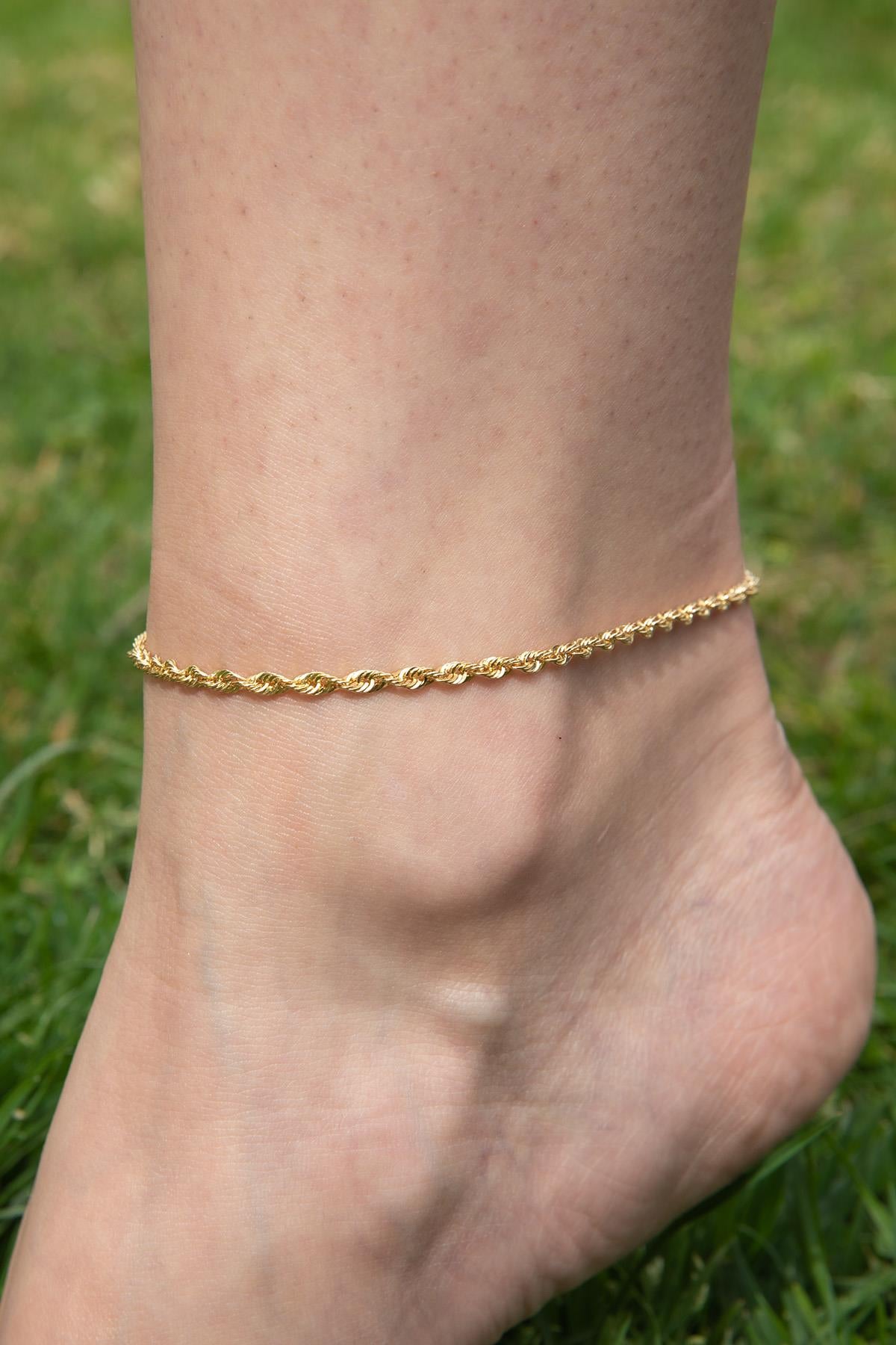 14K Gold Sparkling Twisted Anklet