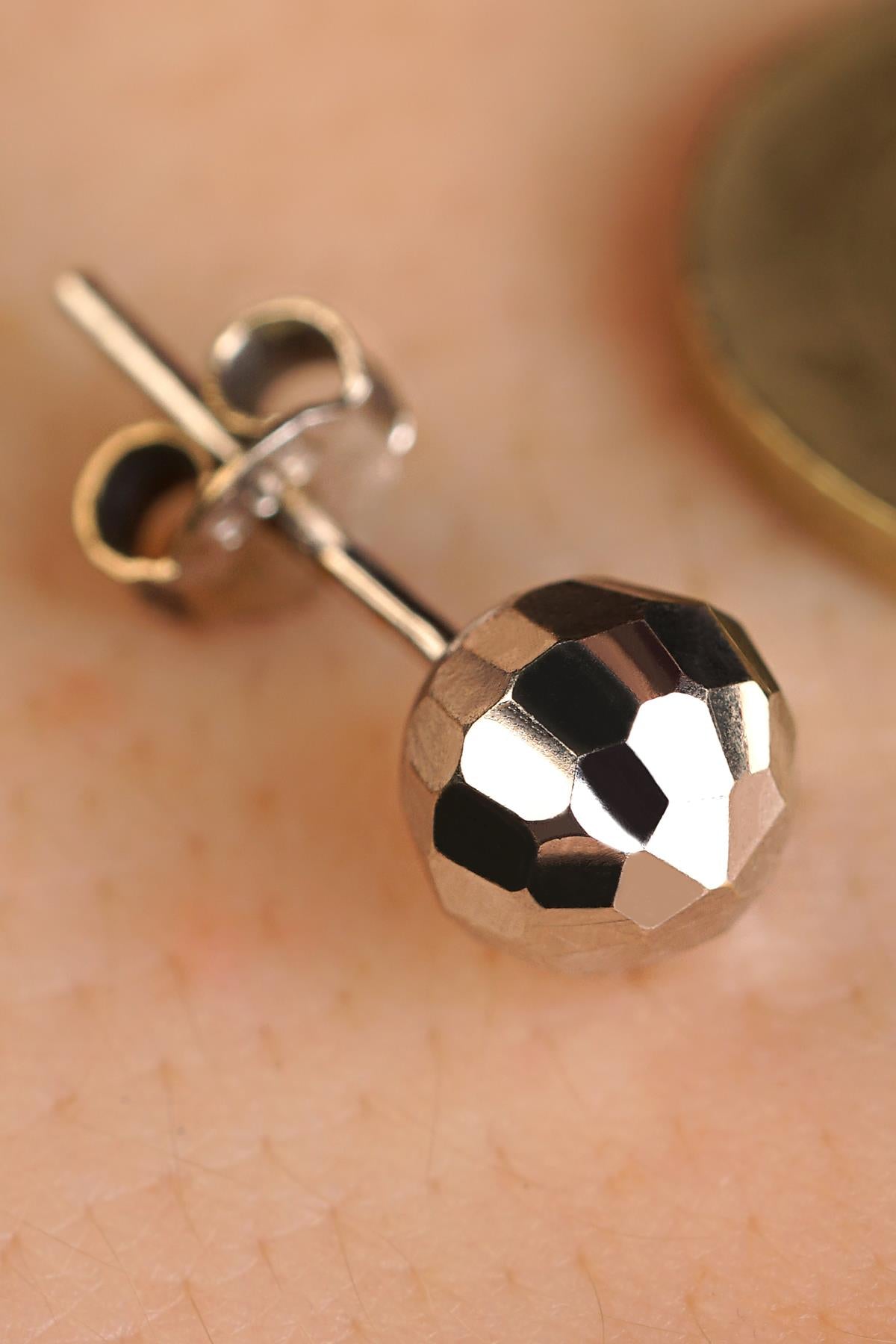 14K Gold Square Pattern Ball Men’s Earring