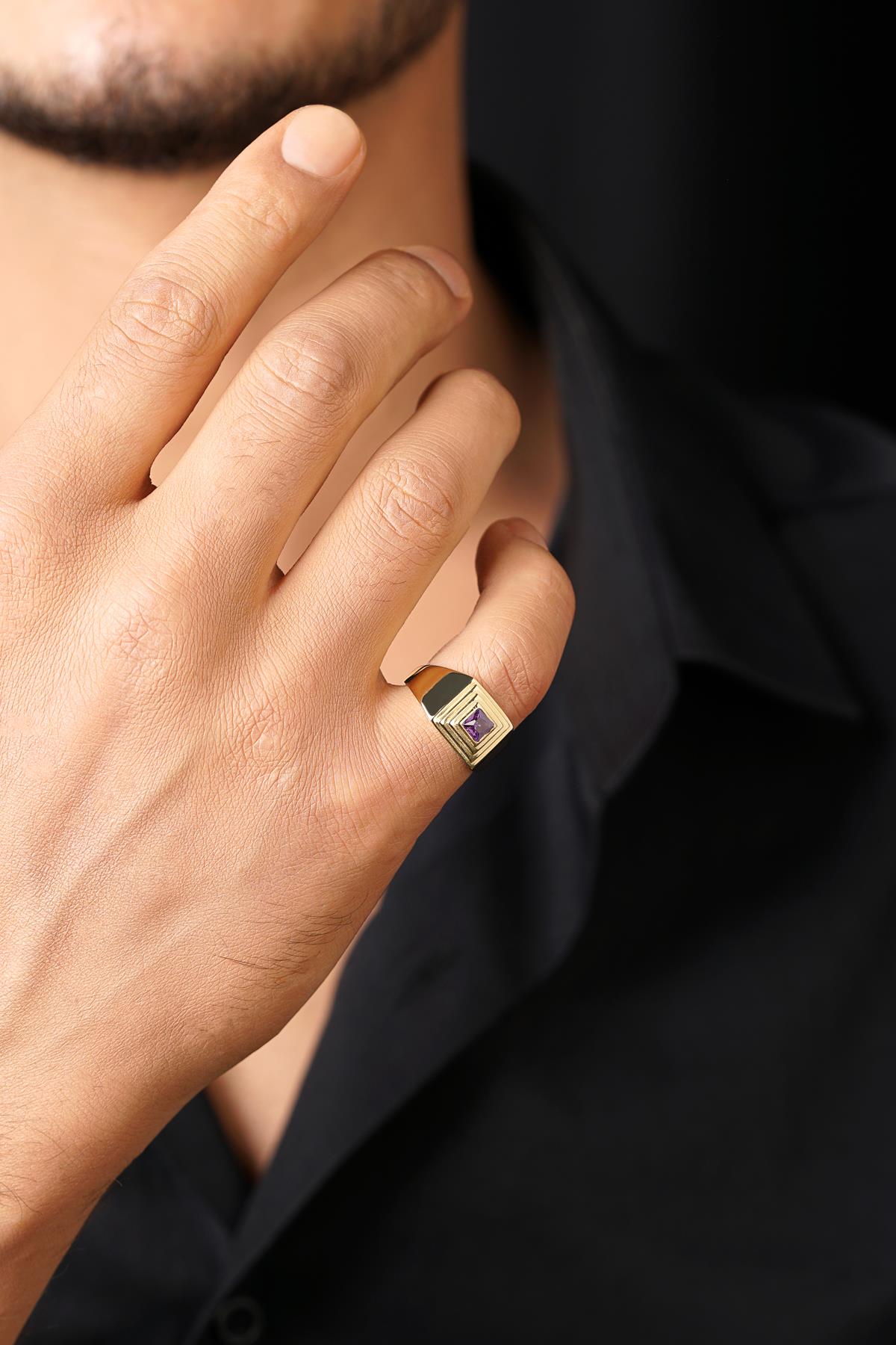 14K Gold Square Striped Amethyst Stone Ring