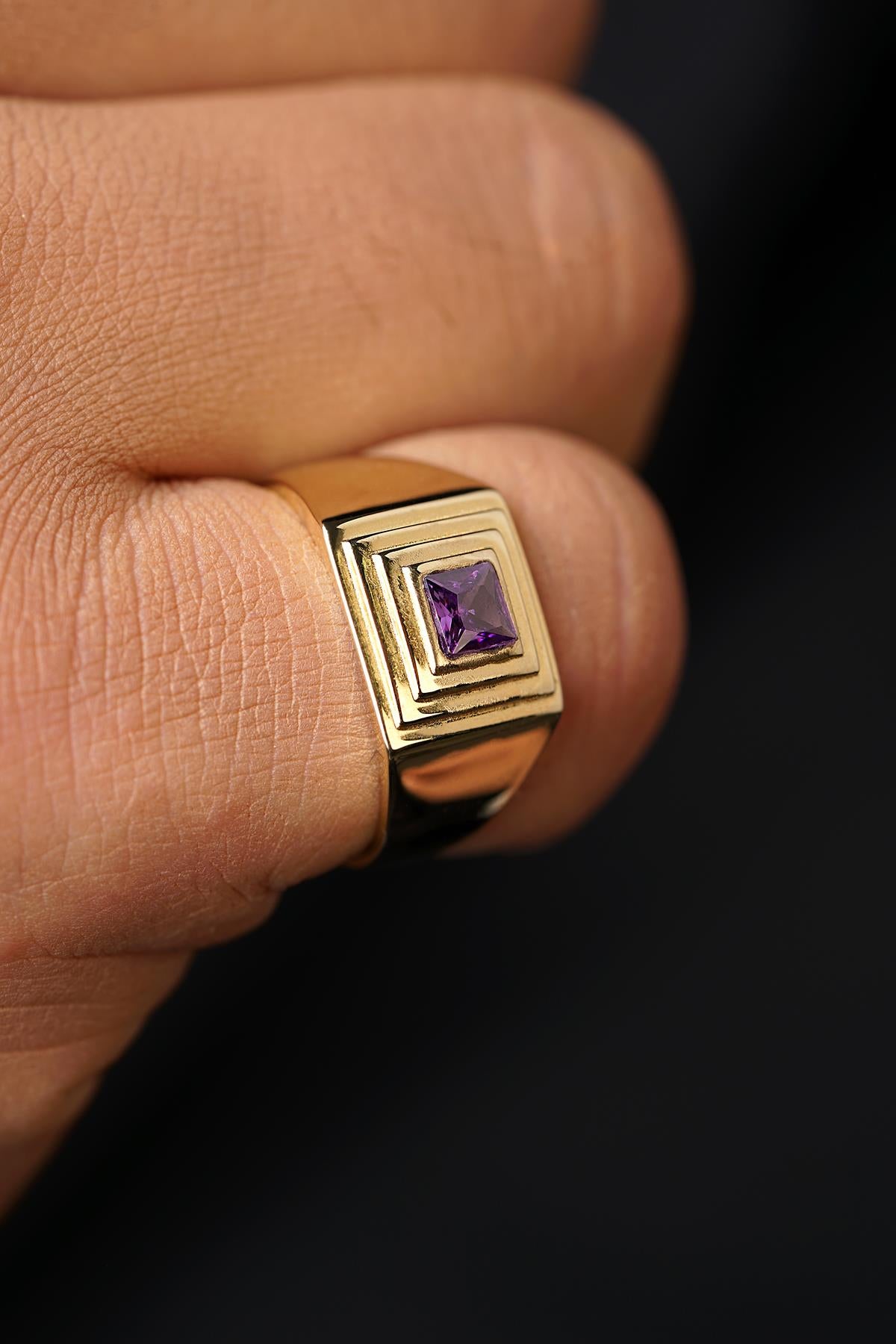 14K Gold Square Striped Amethyst Stone Ring