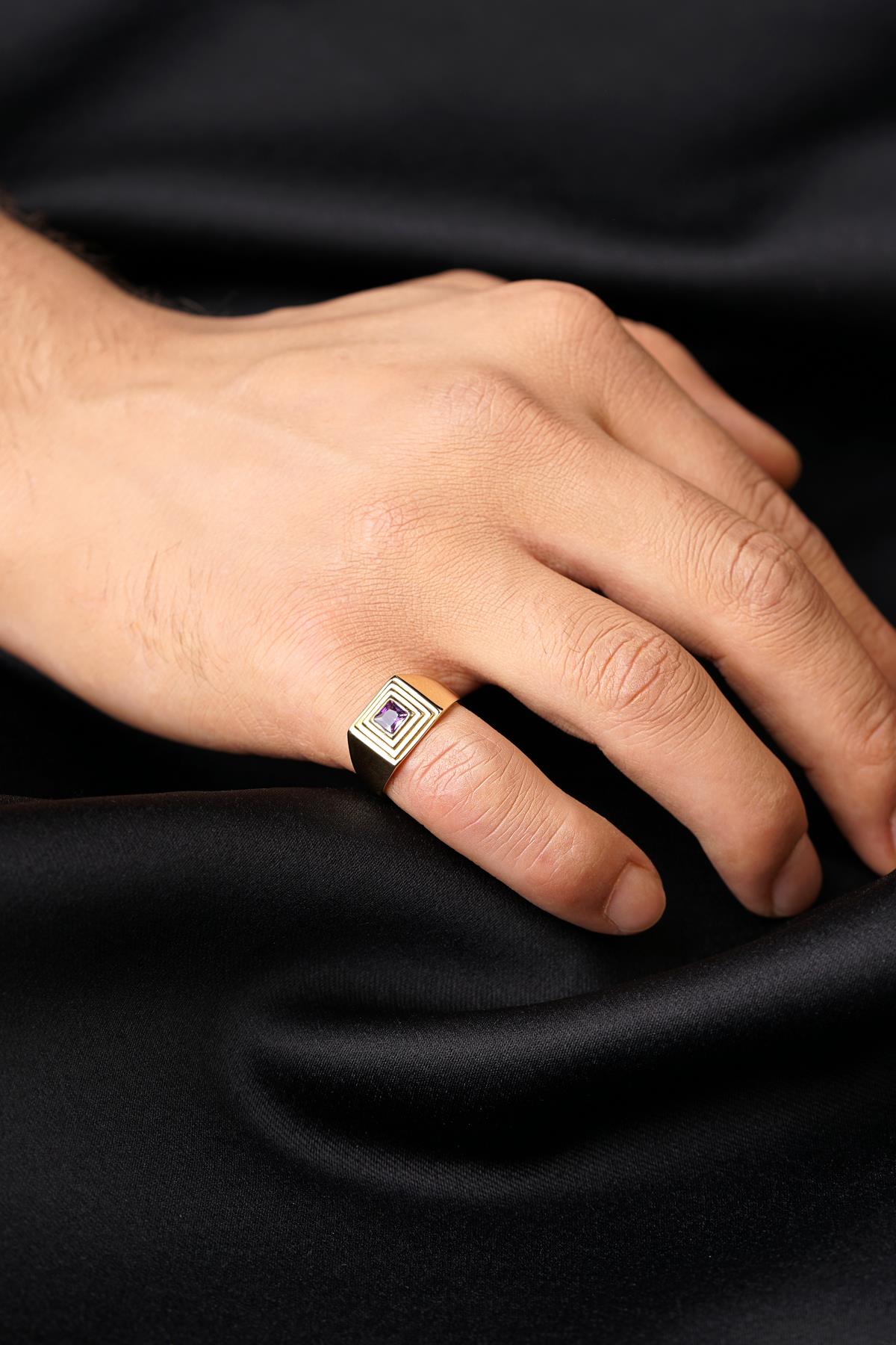 14K Gold Square Striped Amethyst Stone Ring