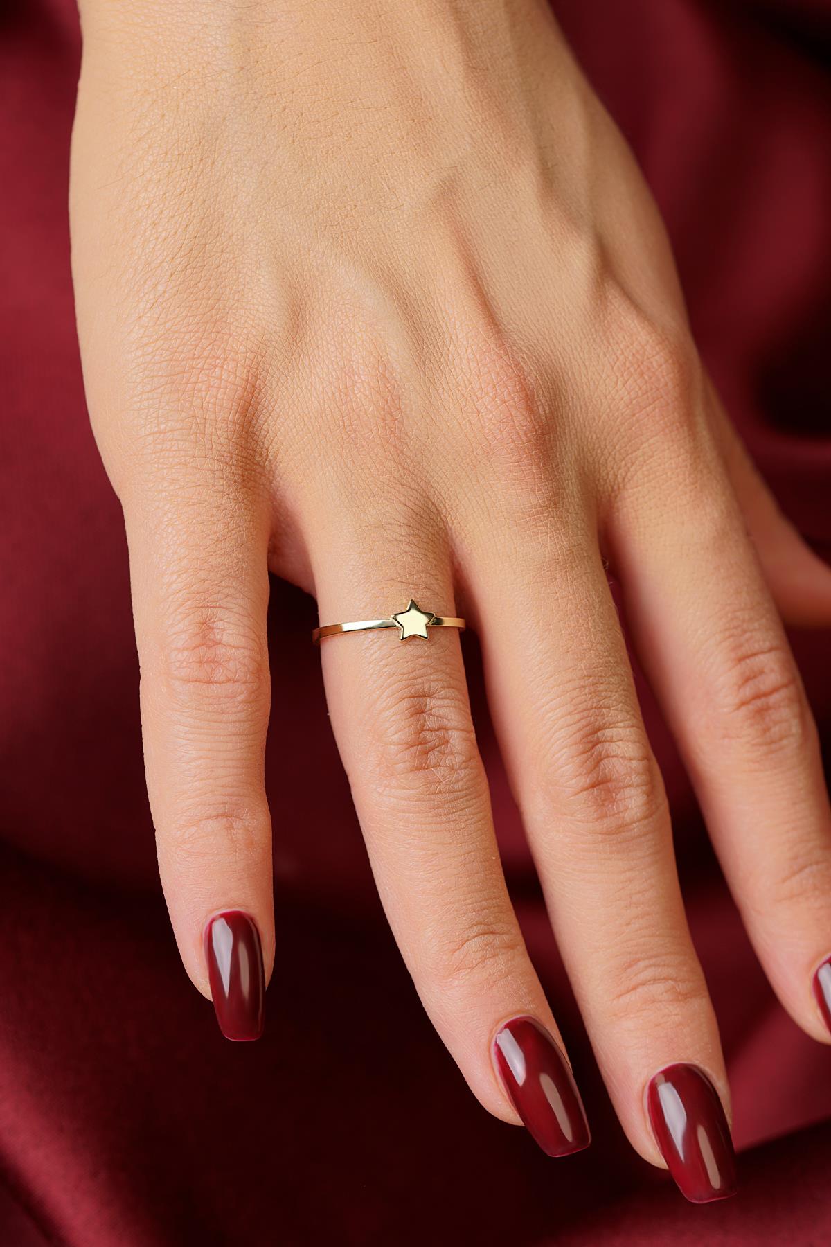 14K Gold Star Minimalist Ring
