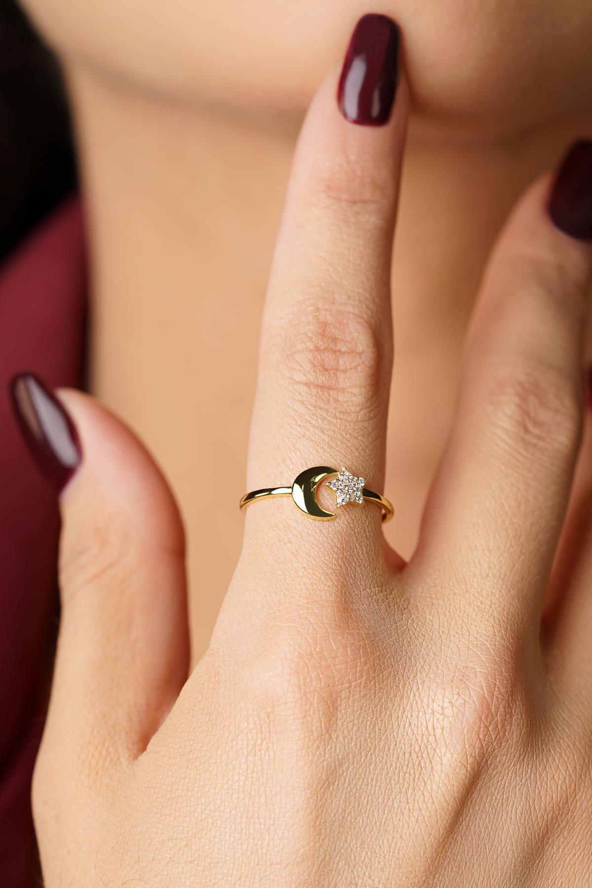 14K Gold Star Moon Ring