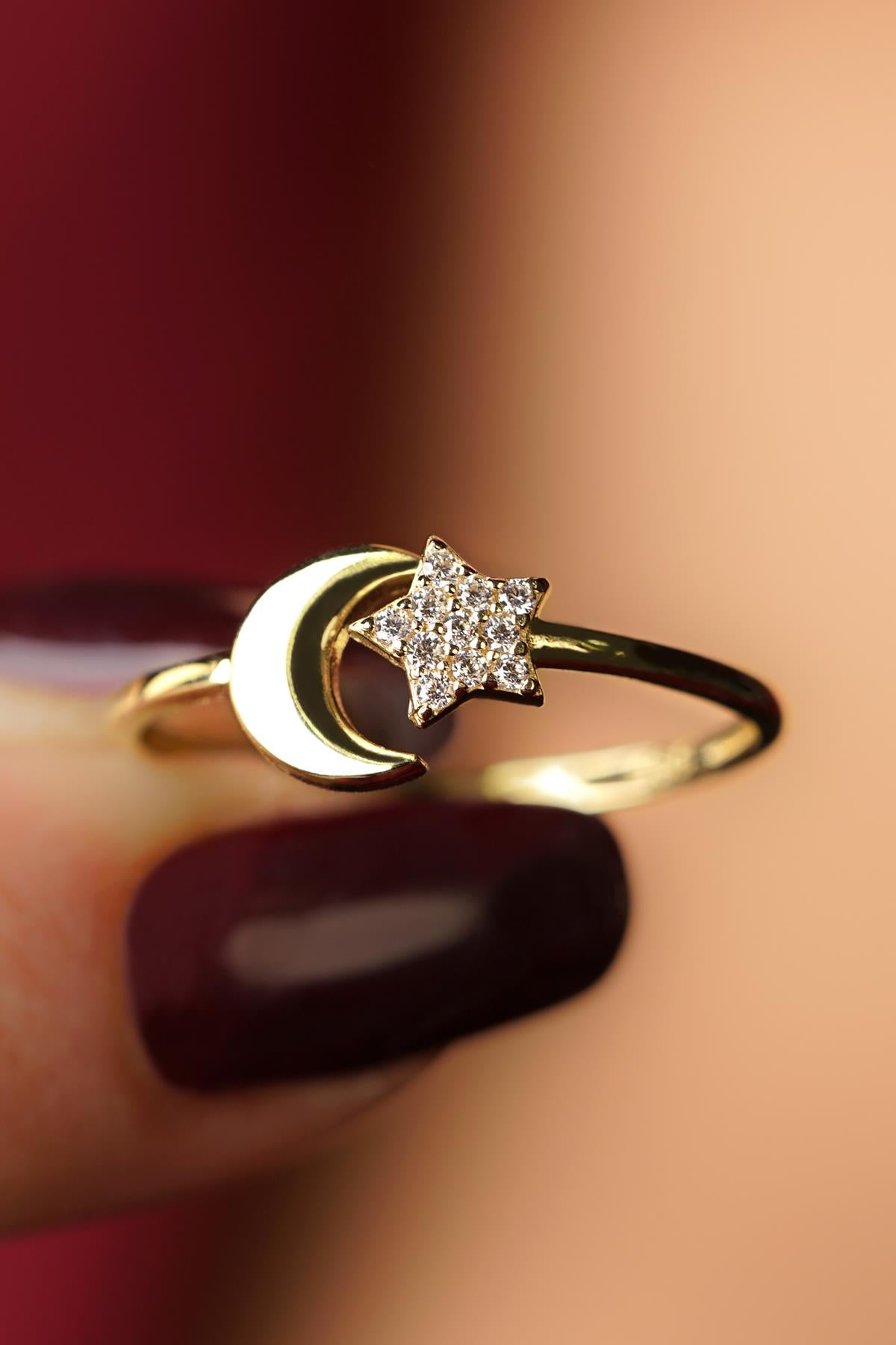 14K Gold Star Moon Ring