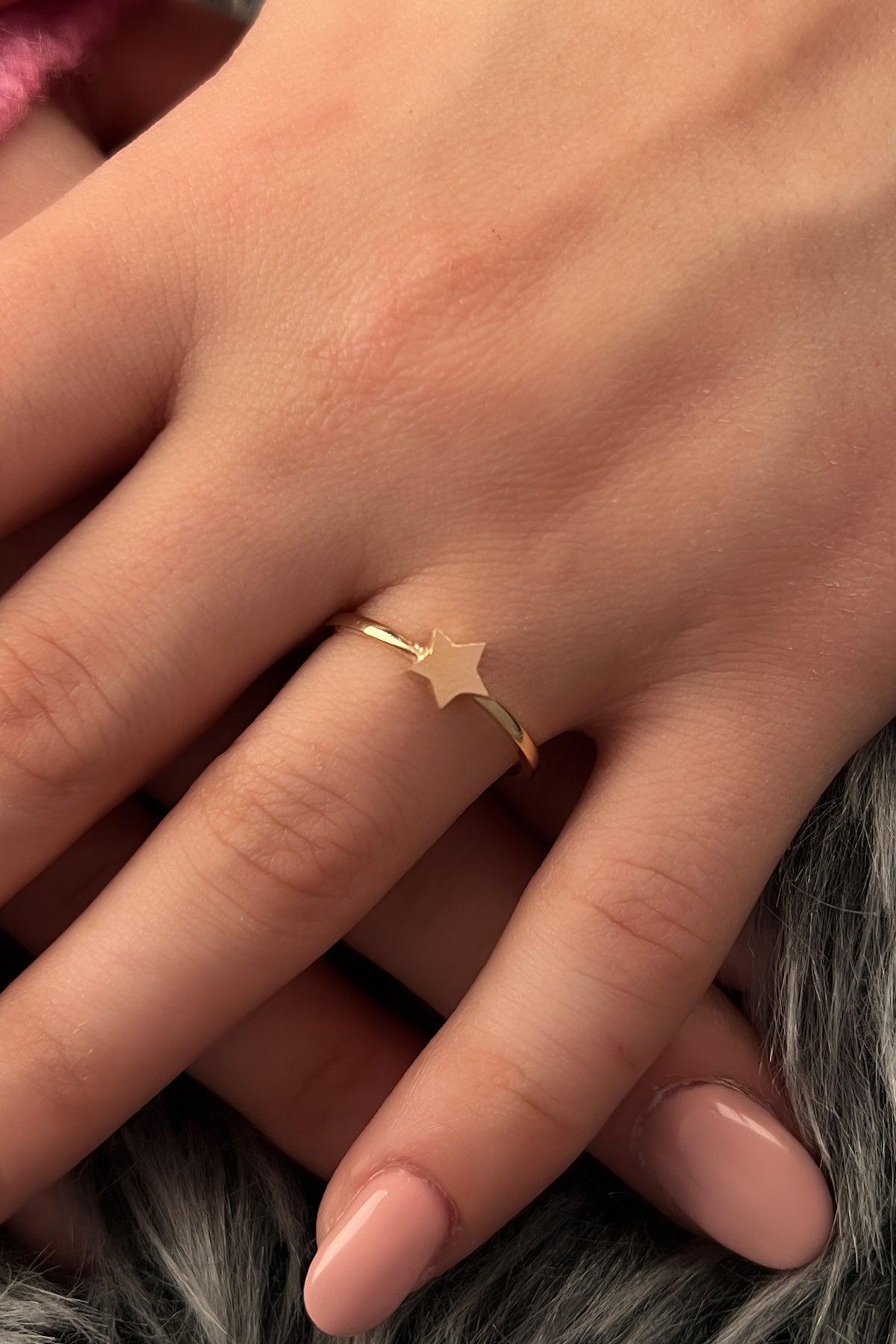 14K Gold Star Shaped Ring