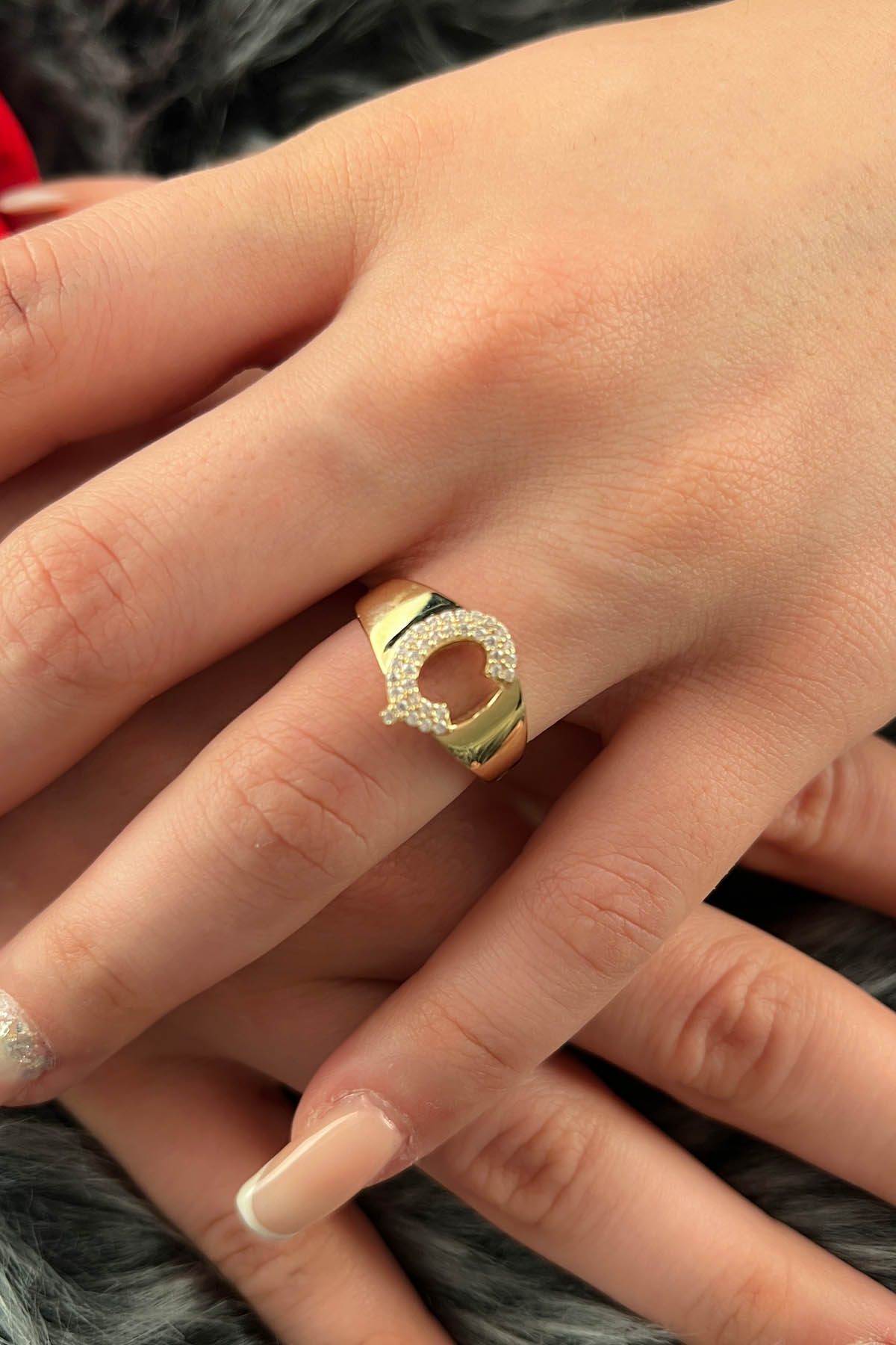 14K Gold Stone Ç Initial Ring