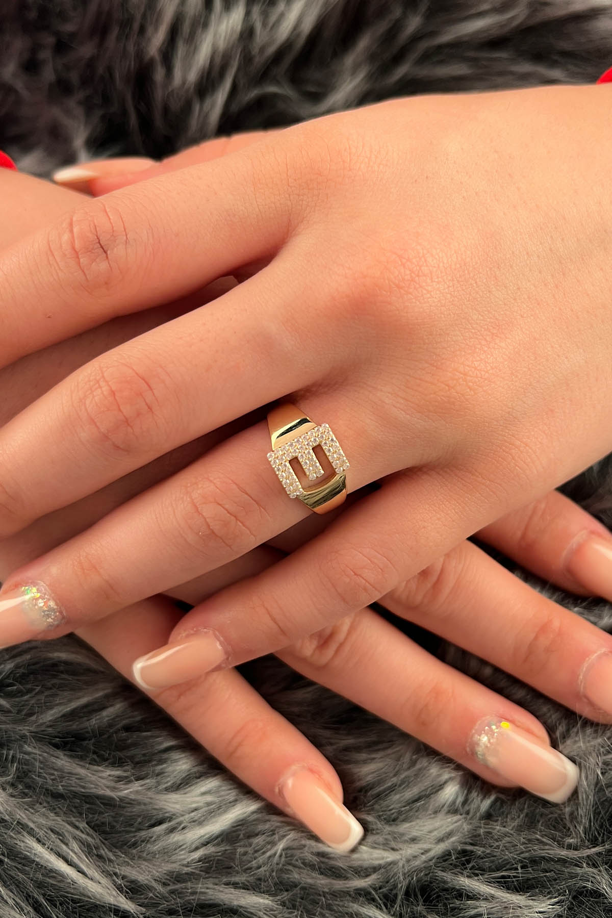 14K Gold Stone E Initial Ring