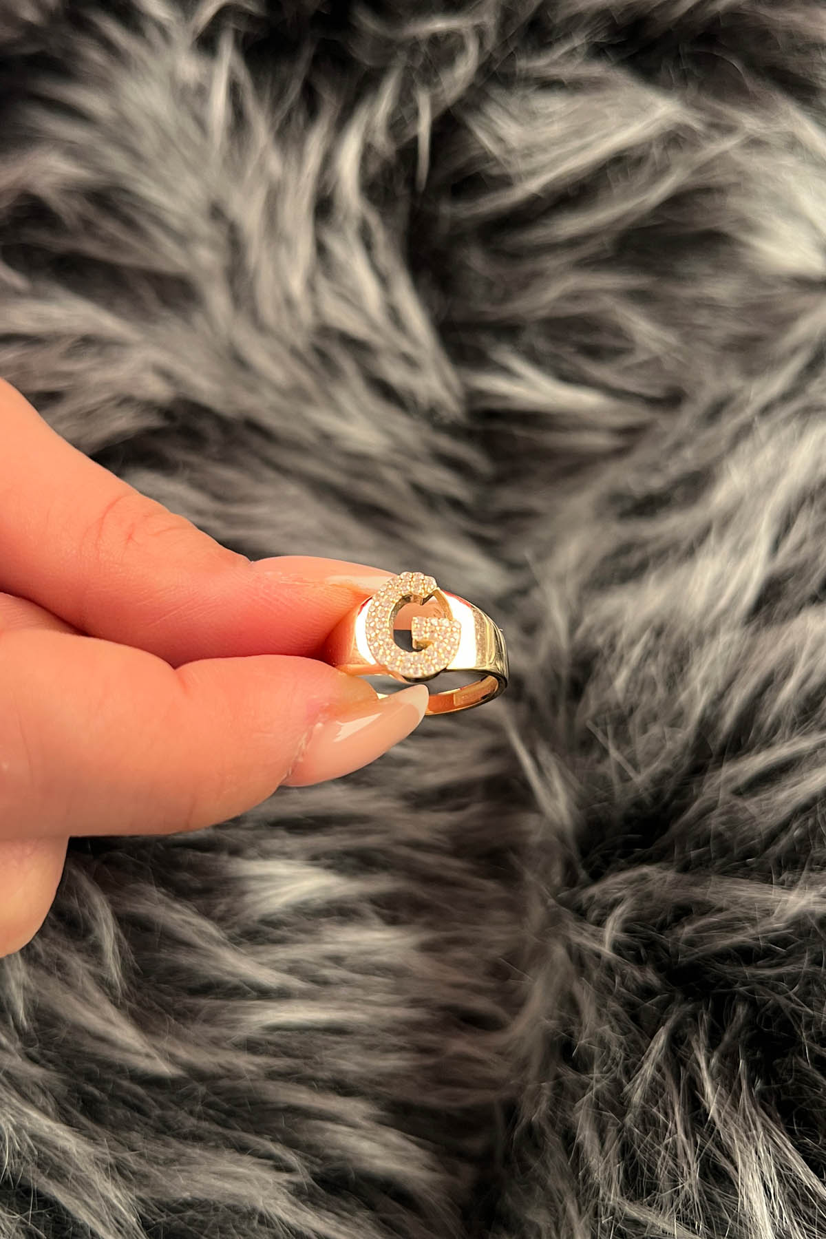 14K Gold Stone G Initial Ring