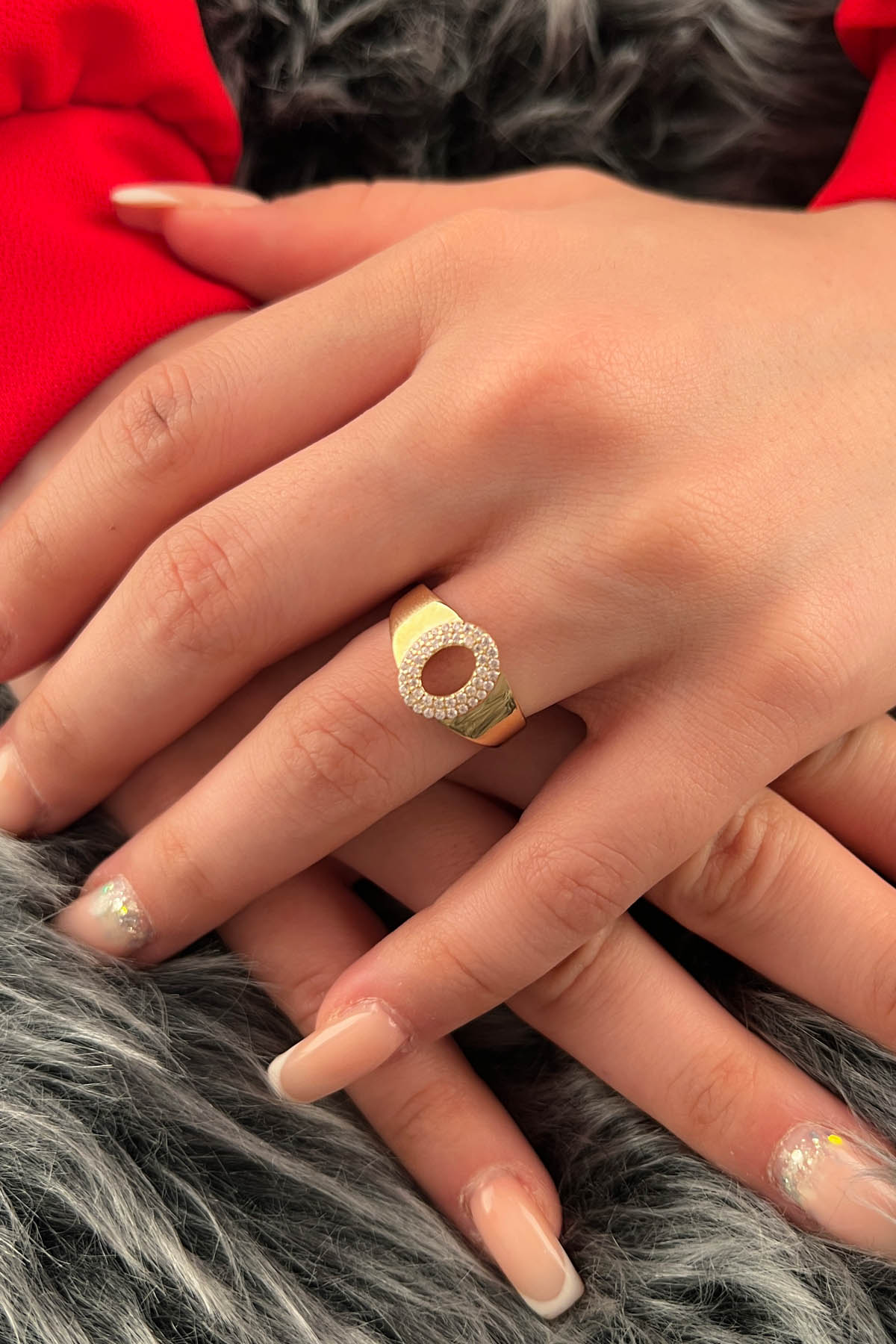 14K Gold Stone O Initial Ring