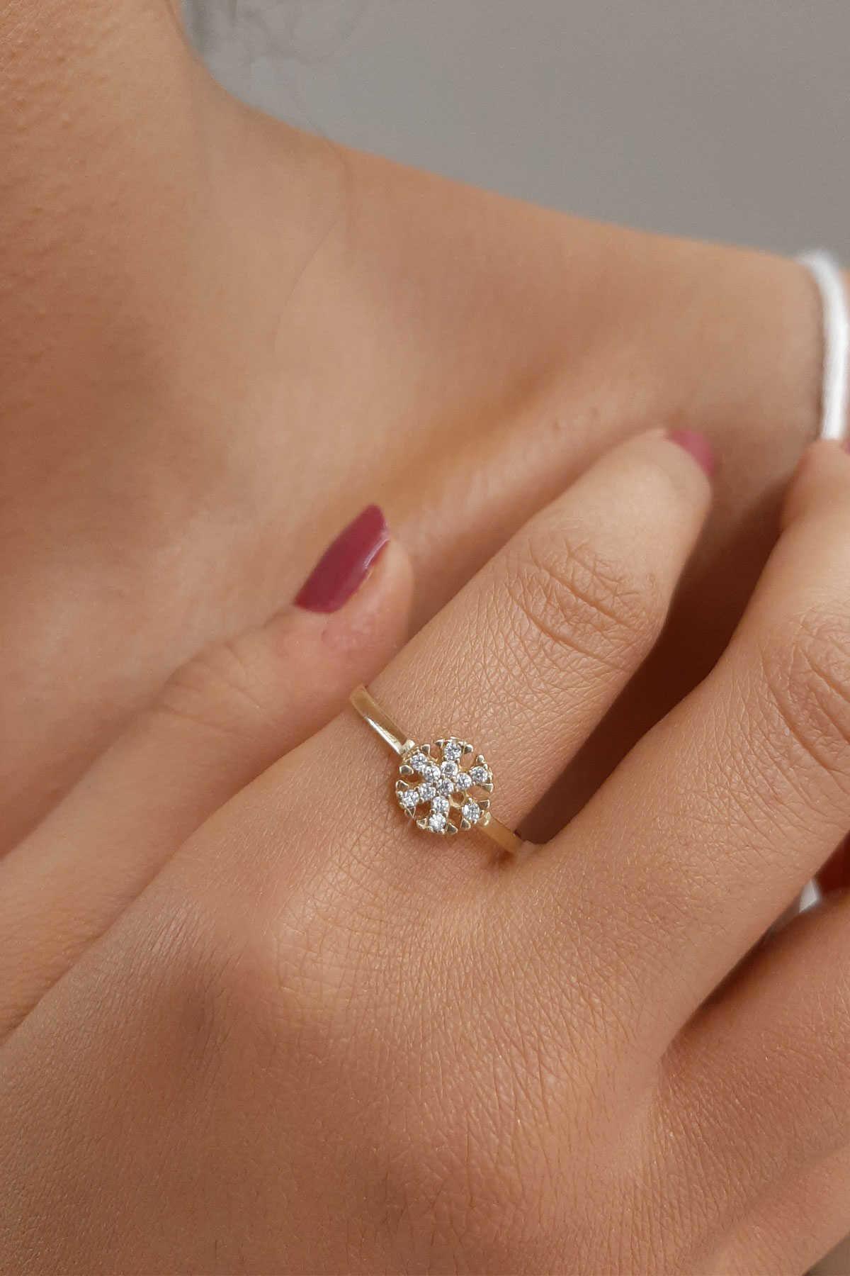 14K Gold Stone Snowflake Ring 1