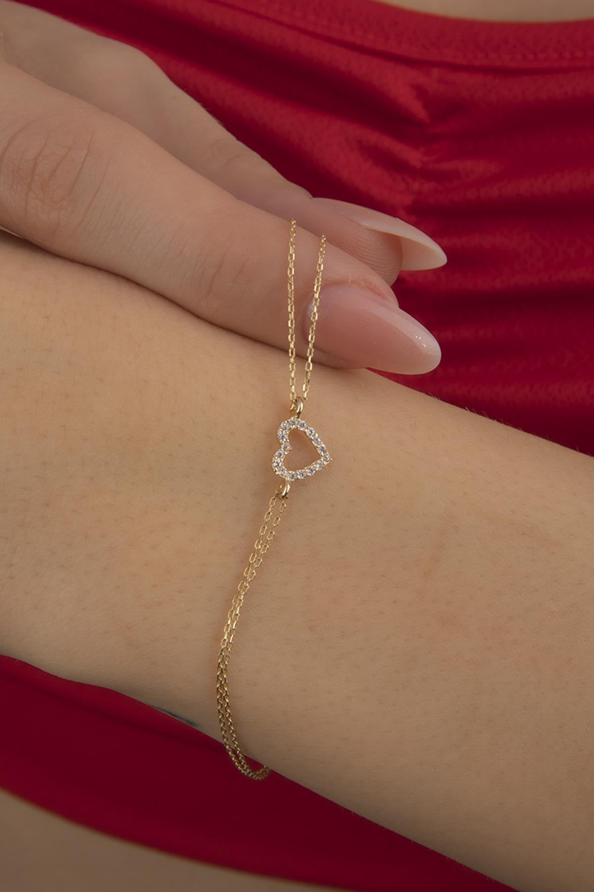 14K Gold Stoned Heart Shape Bracelet