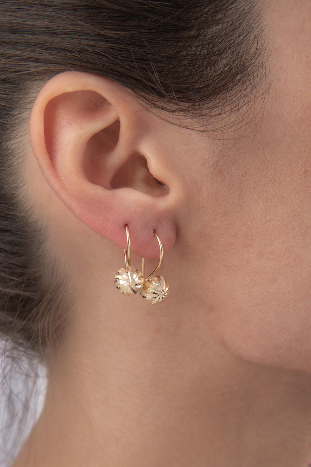 14K Gold Straight Patterned Euroball Earrings ( Medium )