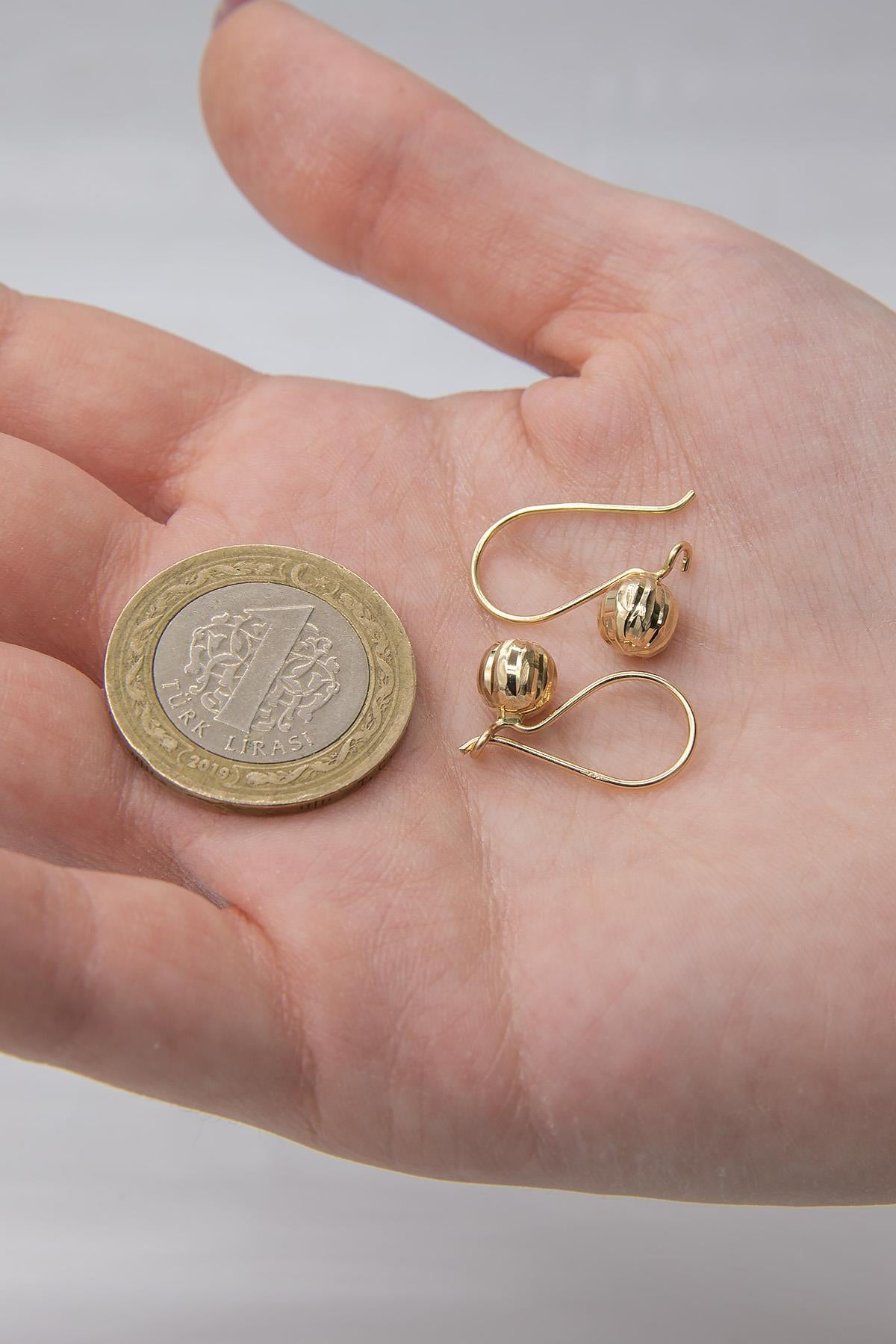 14K Gold Straight Patterned Euroball Earrings ( Small )