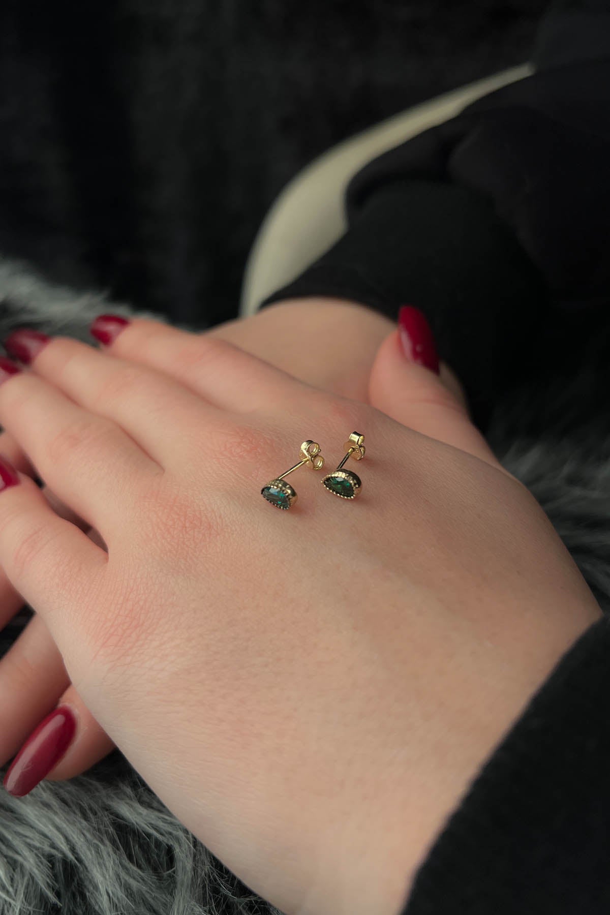 14K Gold Stud Emerald Stone Drop Shape Earrings