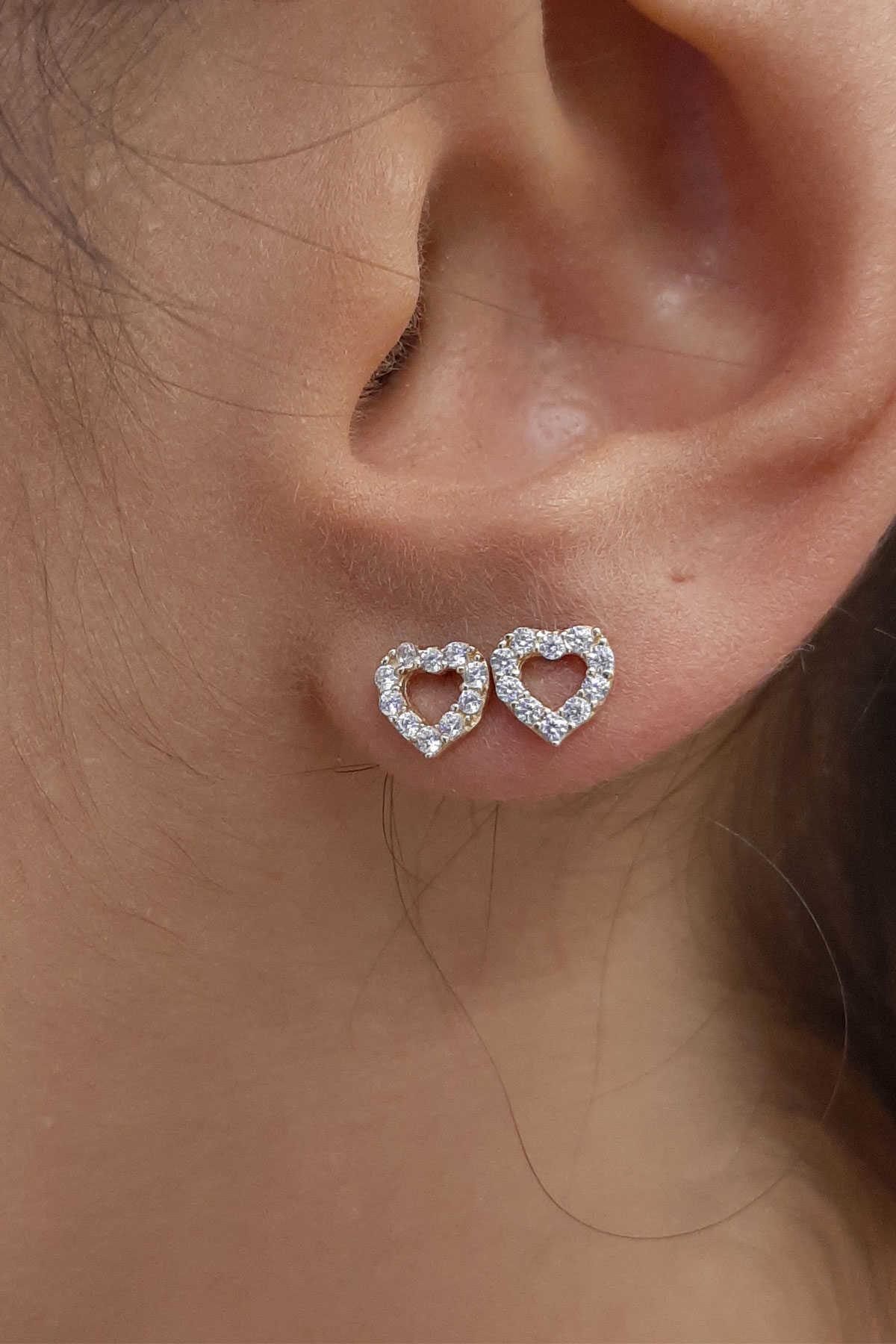 14K Gold Stud White Stone Heart Earrings