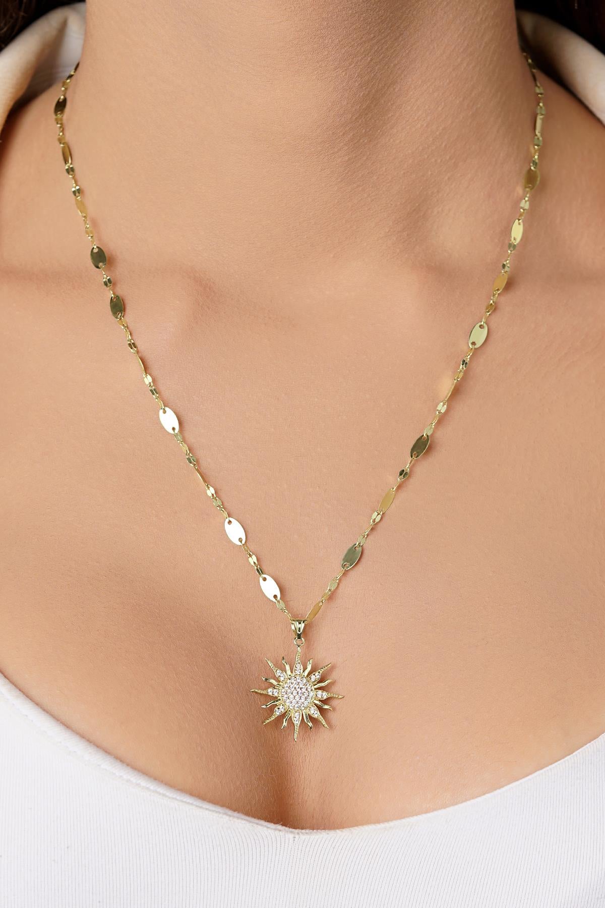 14K Gold Sun Charm on Bold Mirror Chain