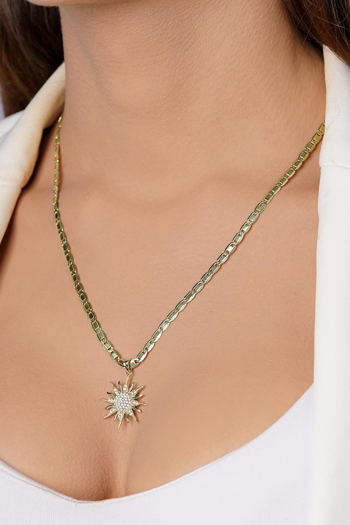 14K Gold Sunburst Pendant on Valentino Chain