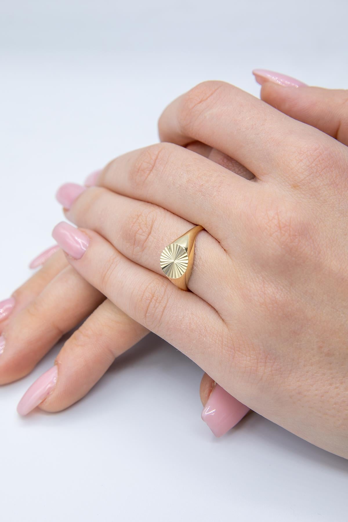 14K Gold Sunburst Signet Ring