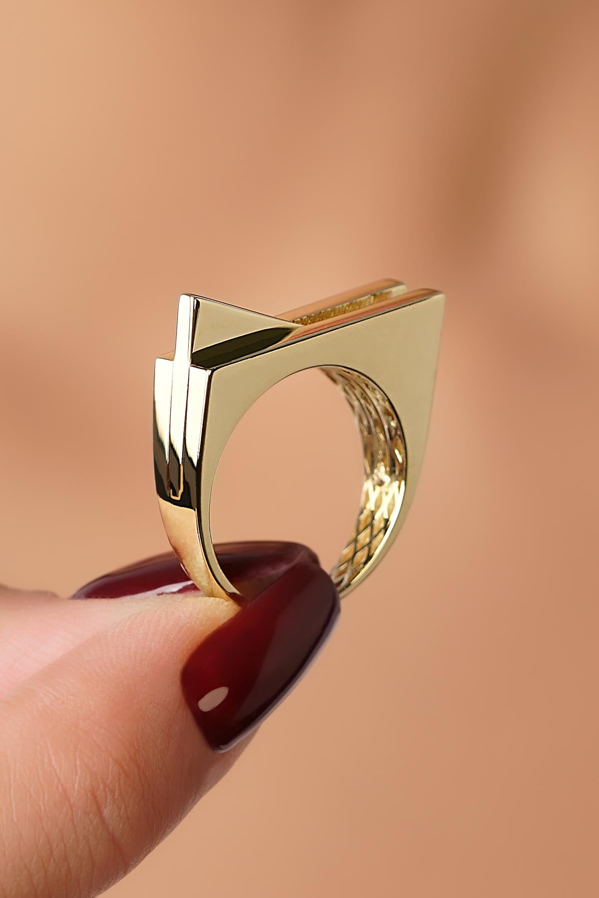 14K Gold Symmetrical Geometric Ring