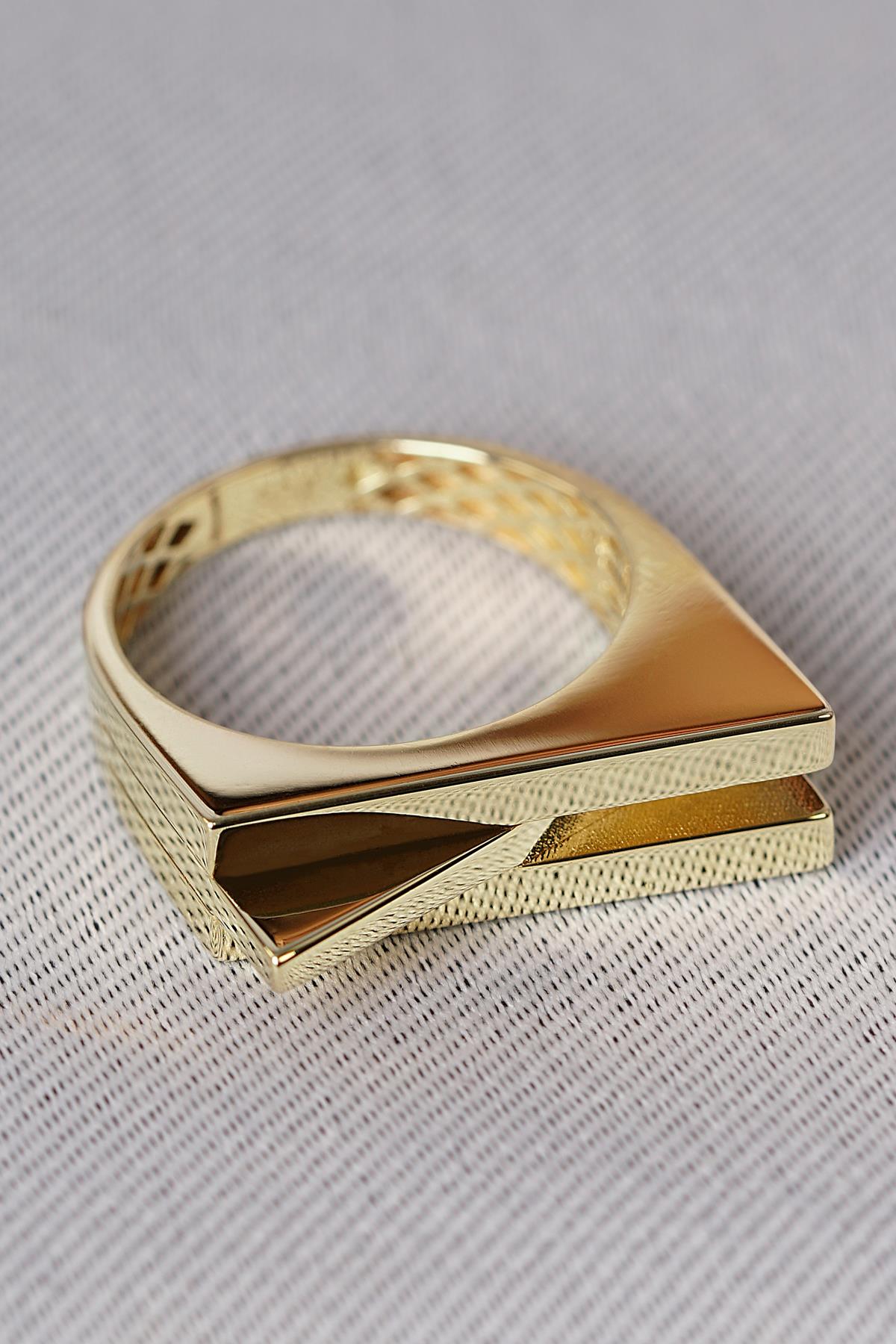 14K Solid Gold Symmetrical Geometric Ring