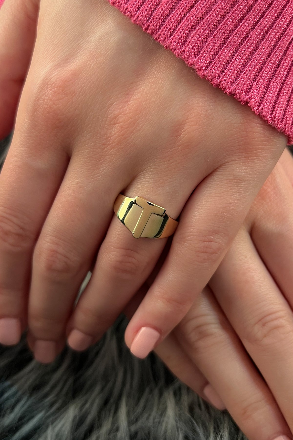 14k Gold T Initial Ring