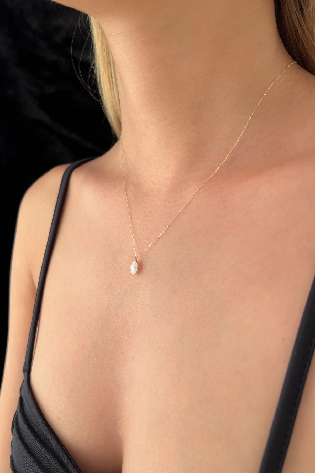 14K Gold Teardrop Shaped White Quartz