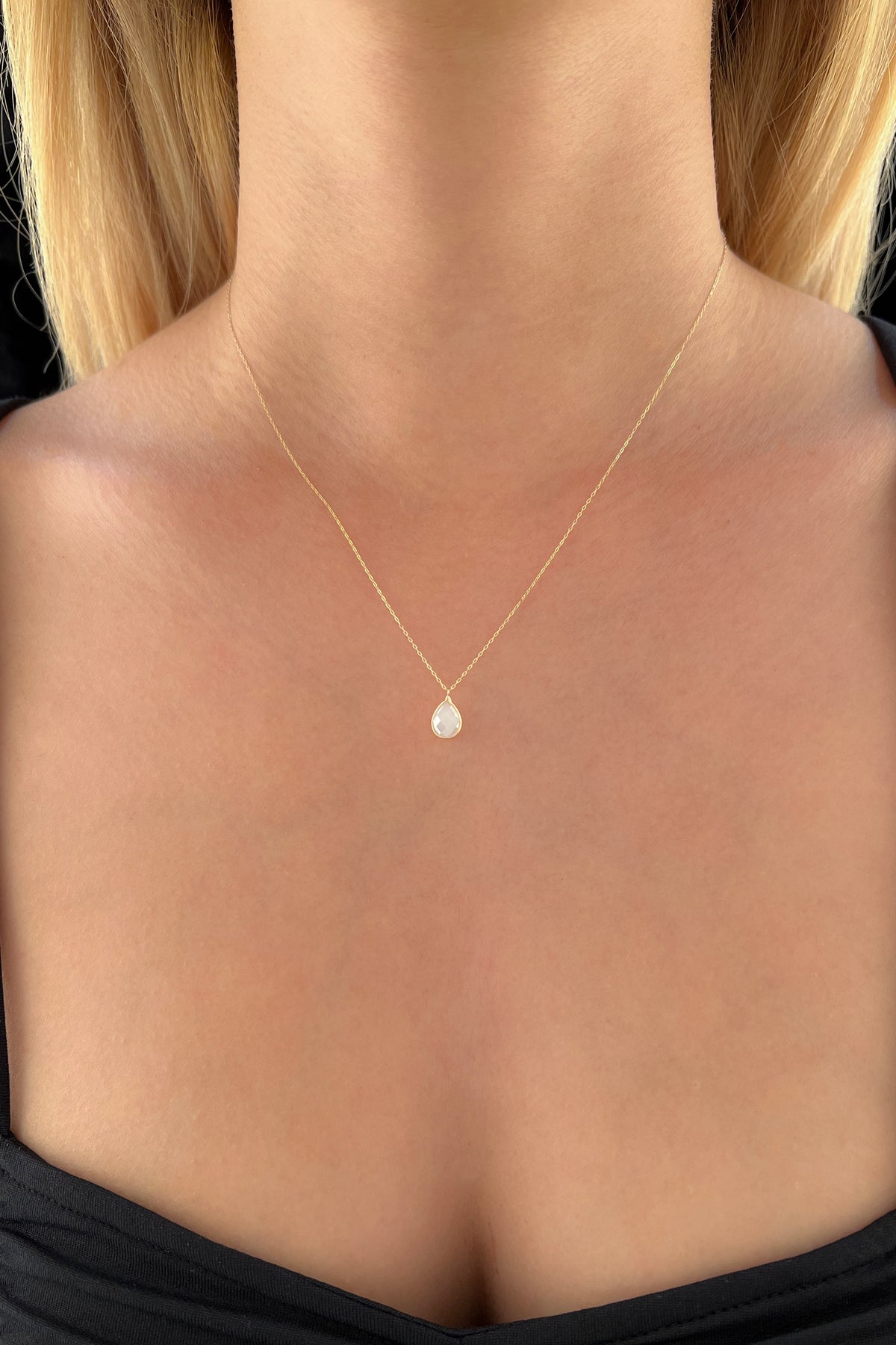 14K Gold Teardrop Shaped White Quartz