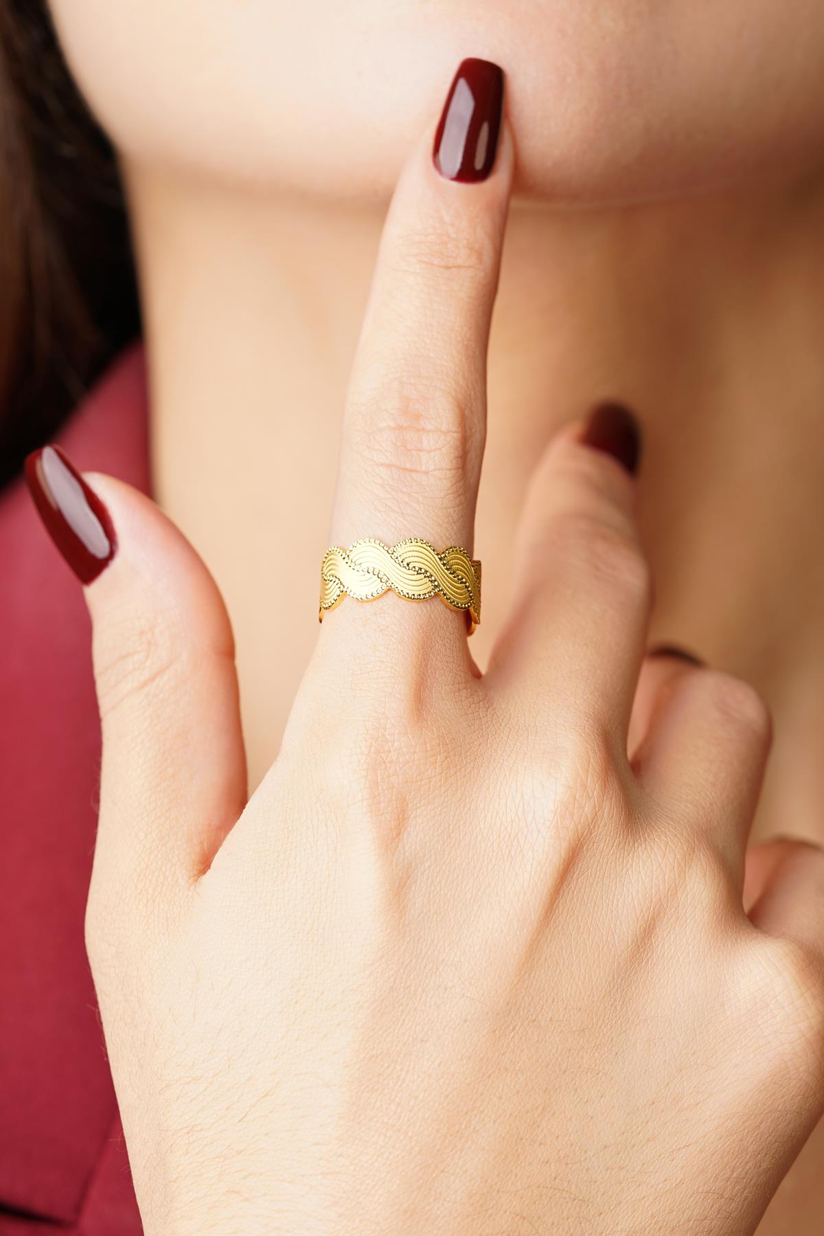 14K Gold Tesoro Wedding Band