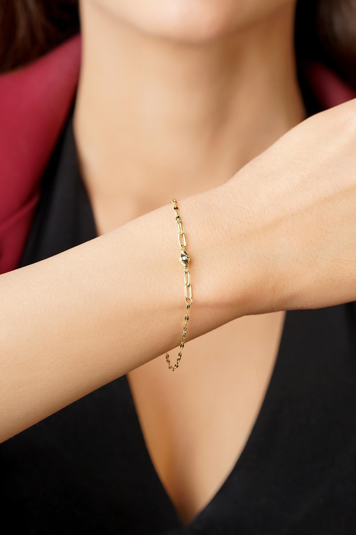 14K Gold Textured Almond Charm Mirror Bracelet