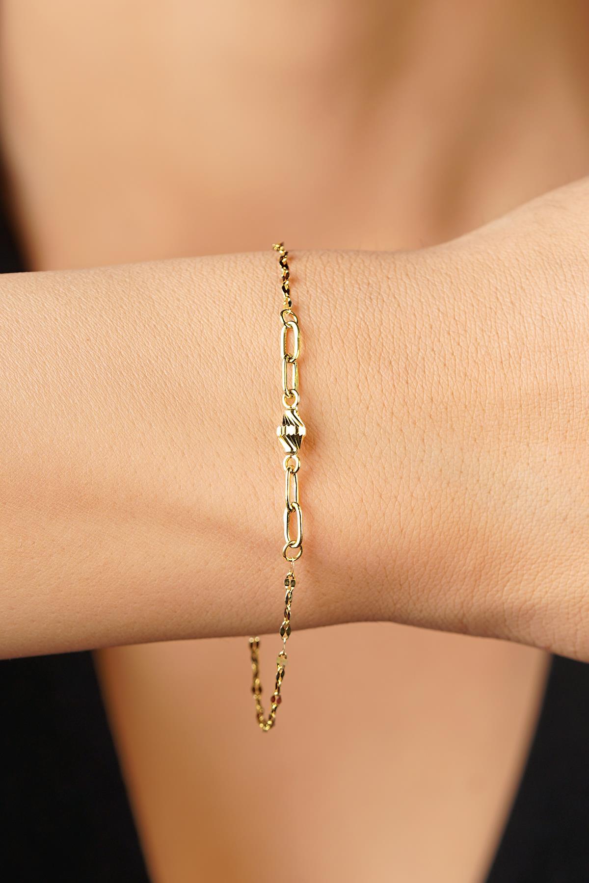 14K Gold Textured Almond Charm Mirror Bracelet