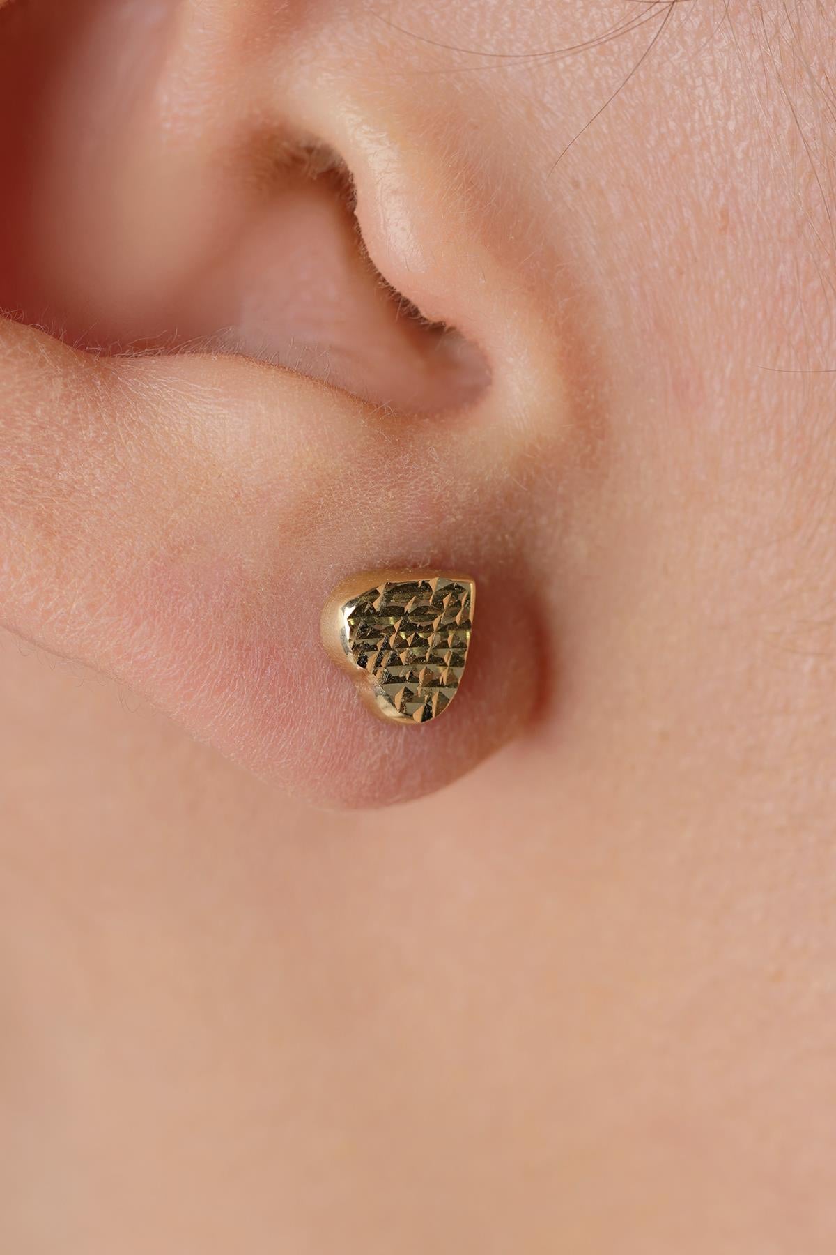 14K Gold Textured Heart Stud Earrings