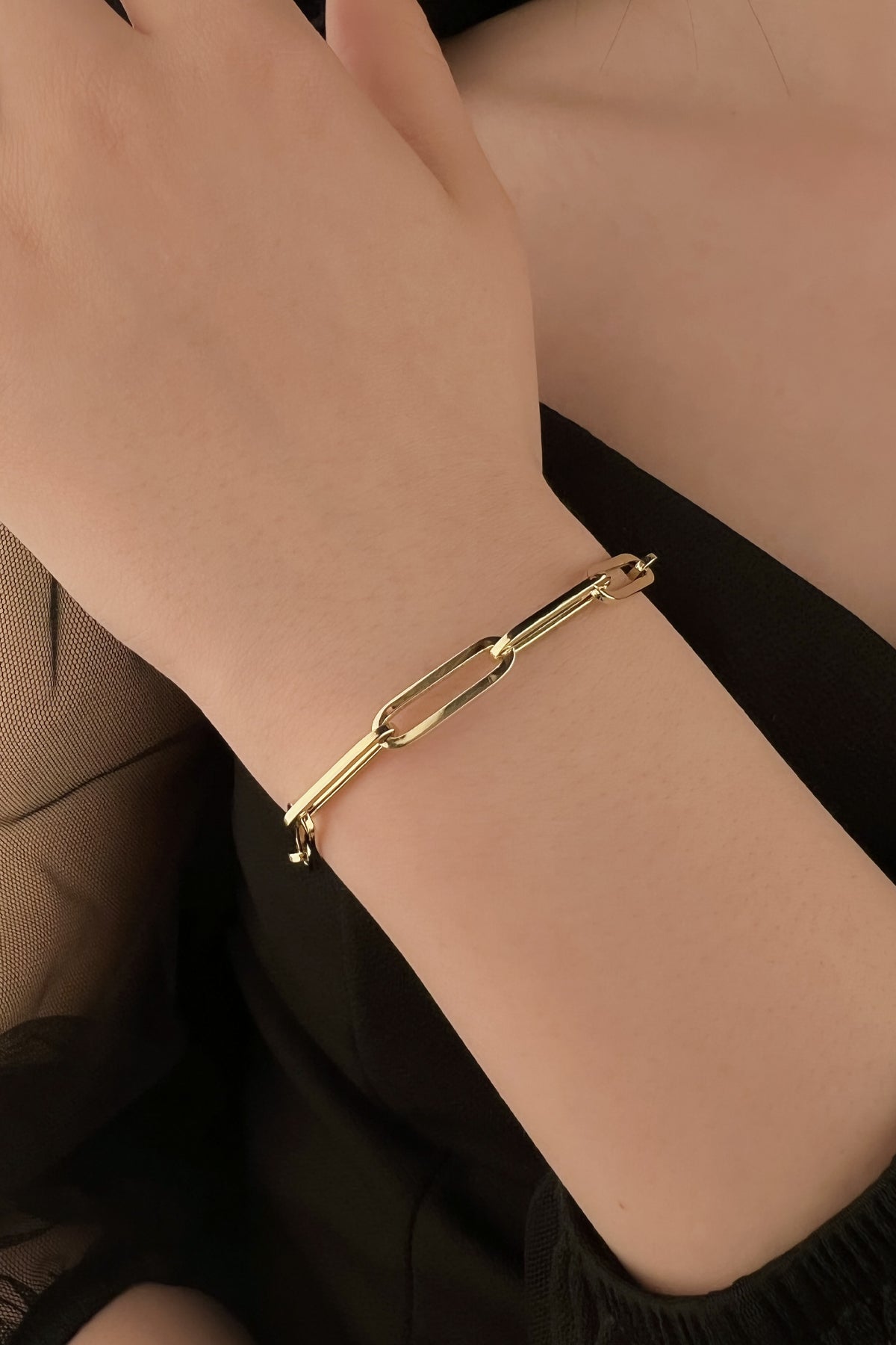 14K Gold Thick Paperclip Bracelet 1