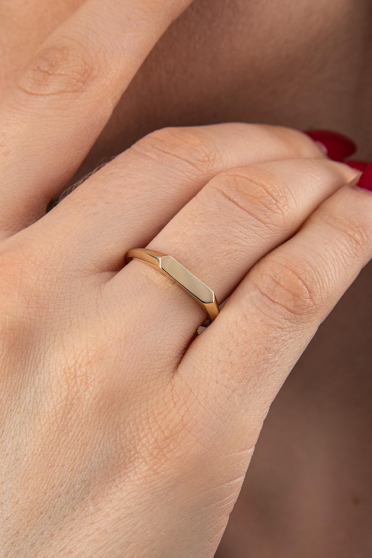 14K Gold Thick Rectangular Bar Signet Ring