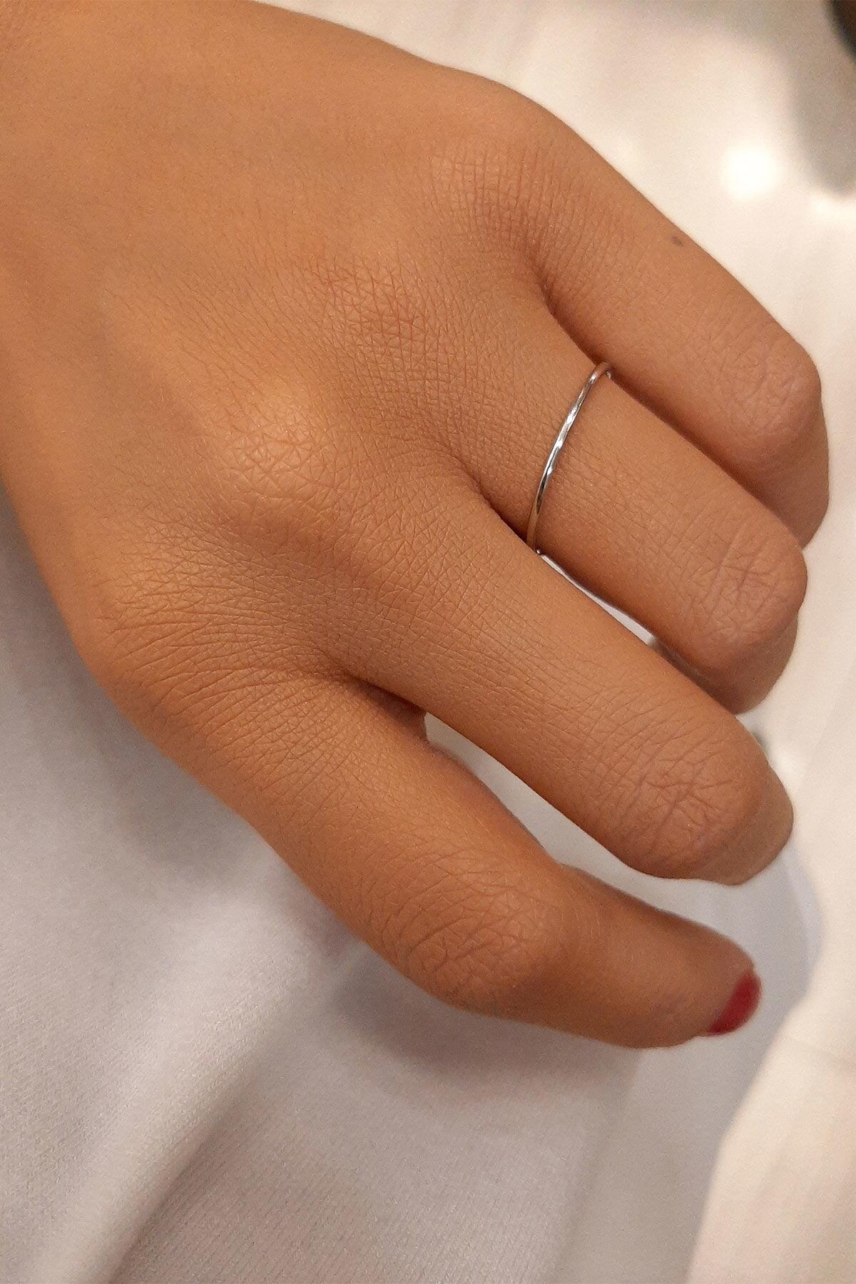 14K Gold Thin Marriage Ring