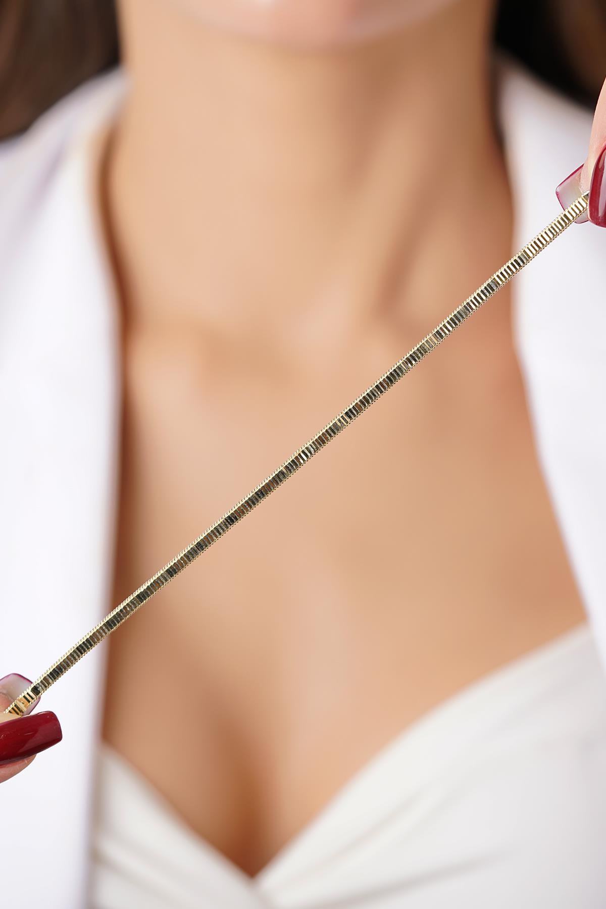 14K Gold Thin Patterned Ajda Bracelet