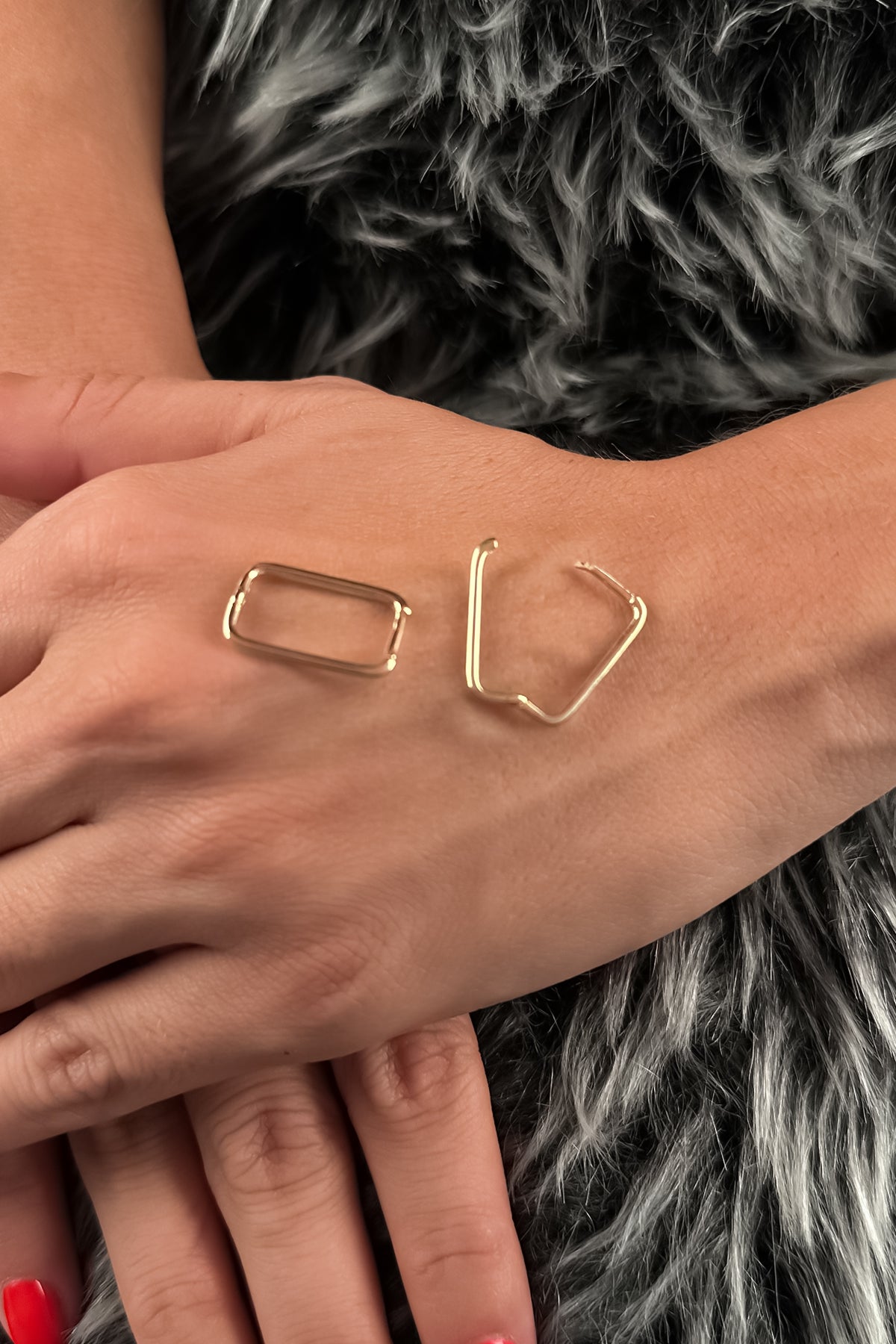 14K Gold Thin U Shape Huggie Earrings