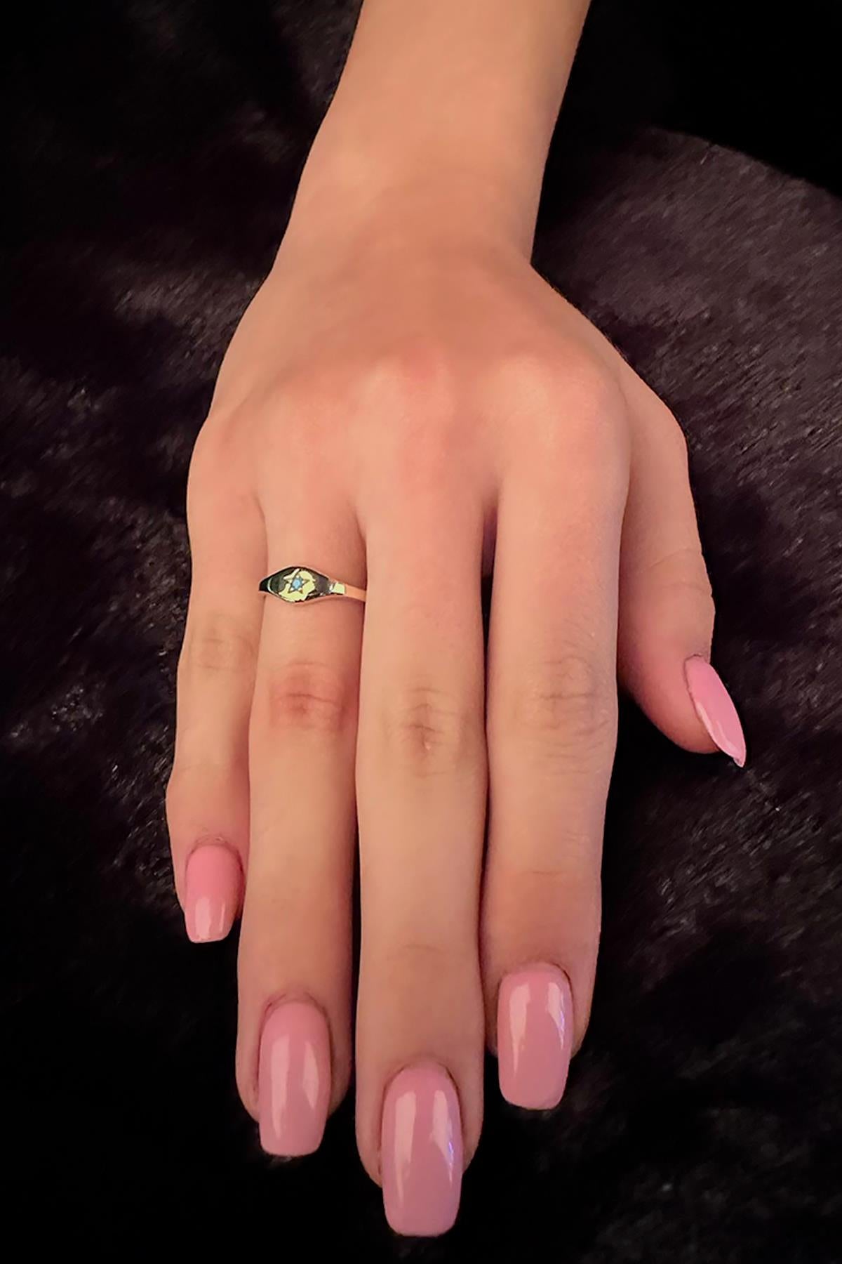 14K Gold Turquoise Stone Star Signet