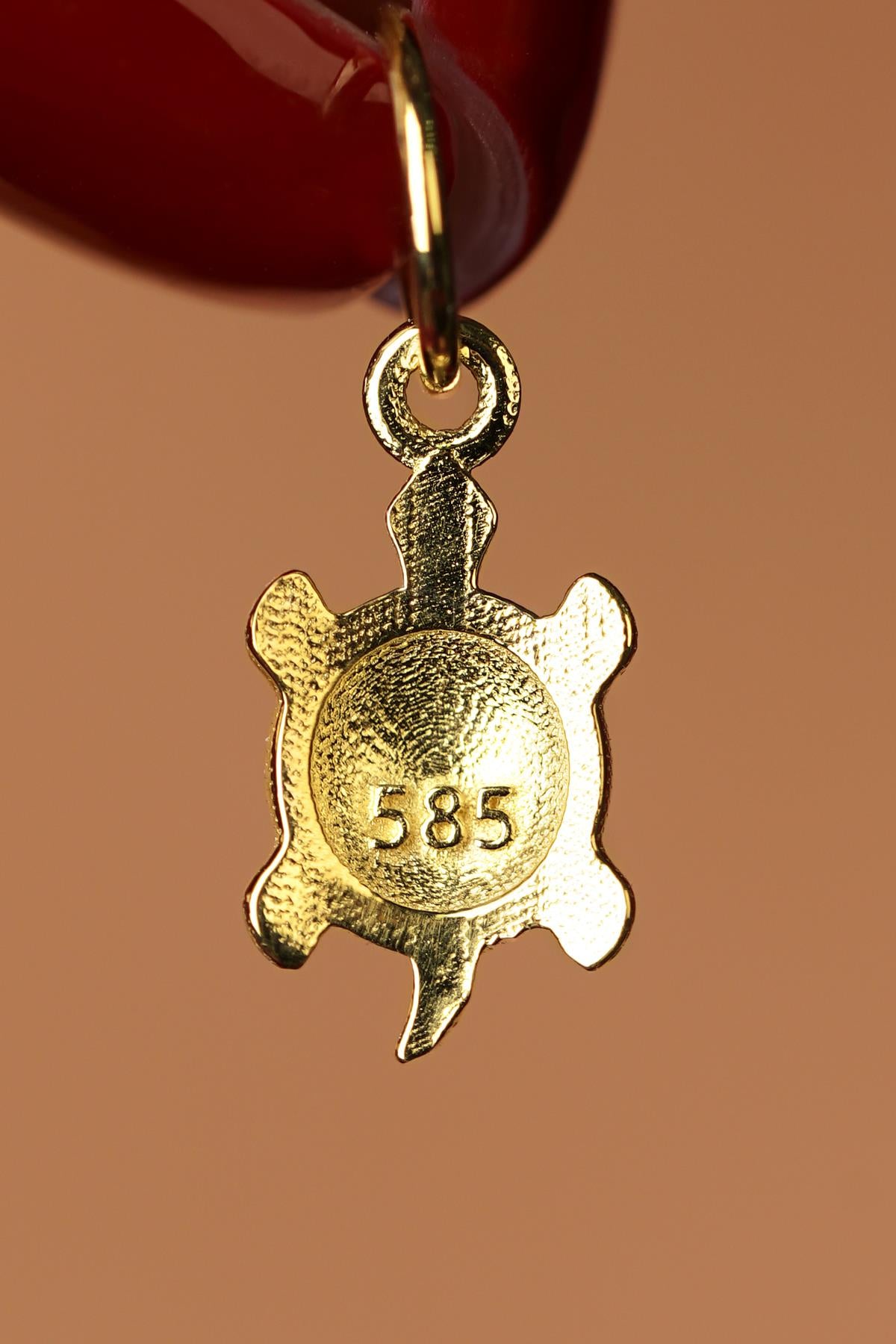 14K Gold Turtle Pendant