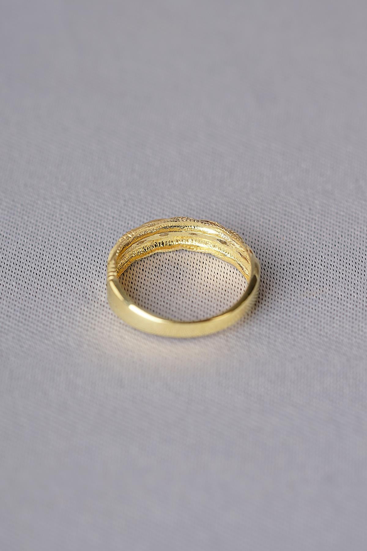 14K Gold Twisted Rope Band Ring